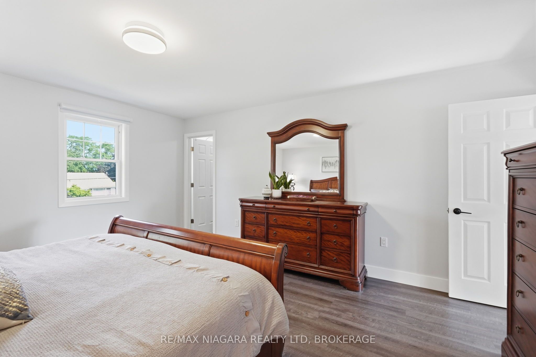 12 Lakeview Avenue Property Photo 19