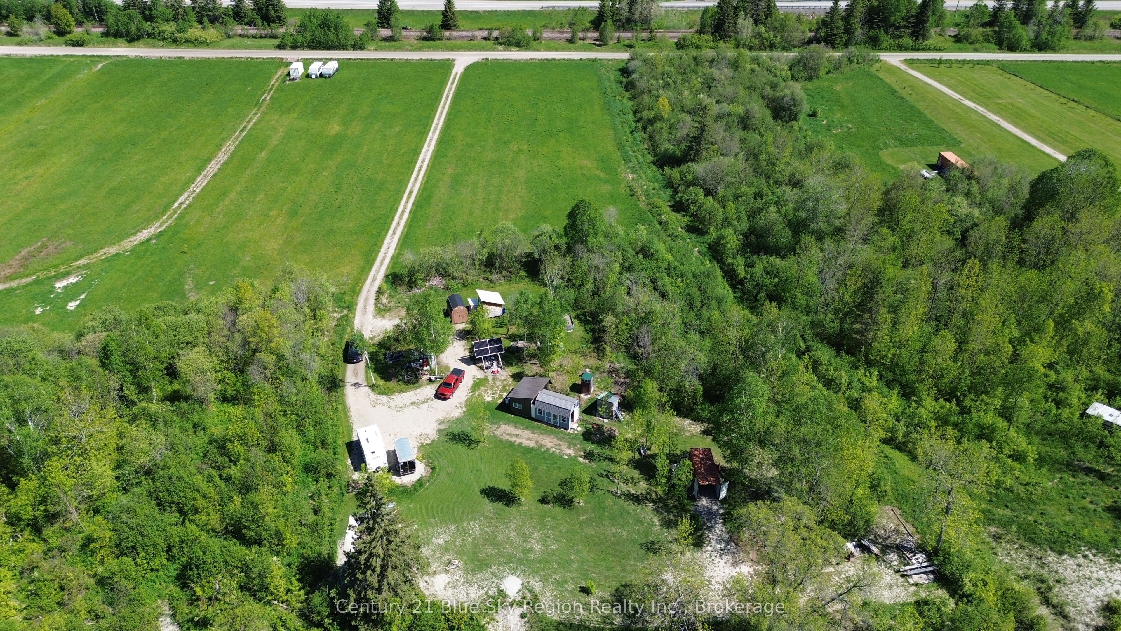 342 Old Highway 17 Property Photo 4