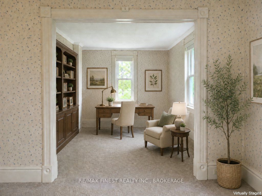 697 Warburton Road Property Photo 7