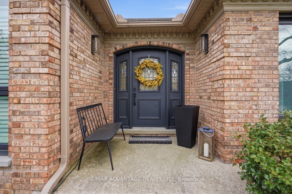 1 Smallman Drive Property Photo 4