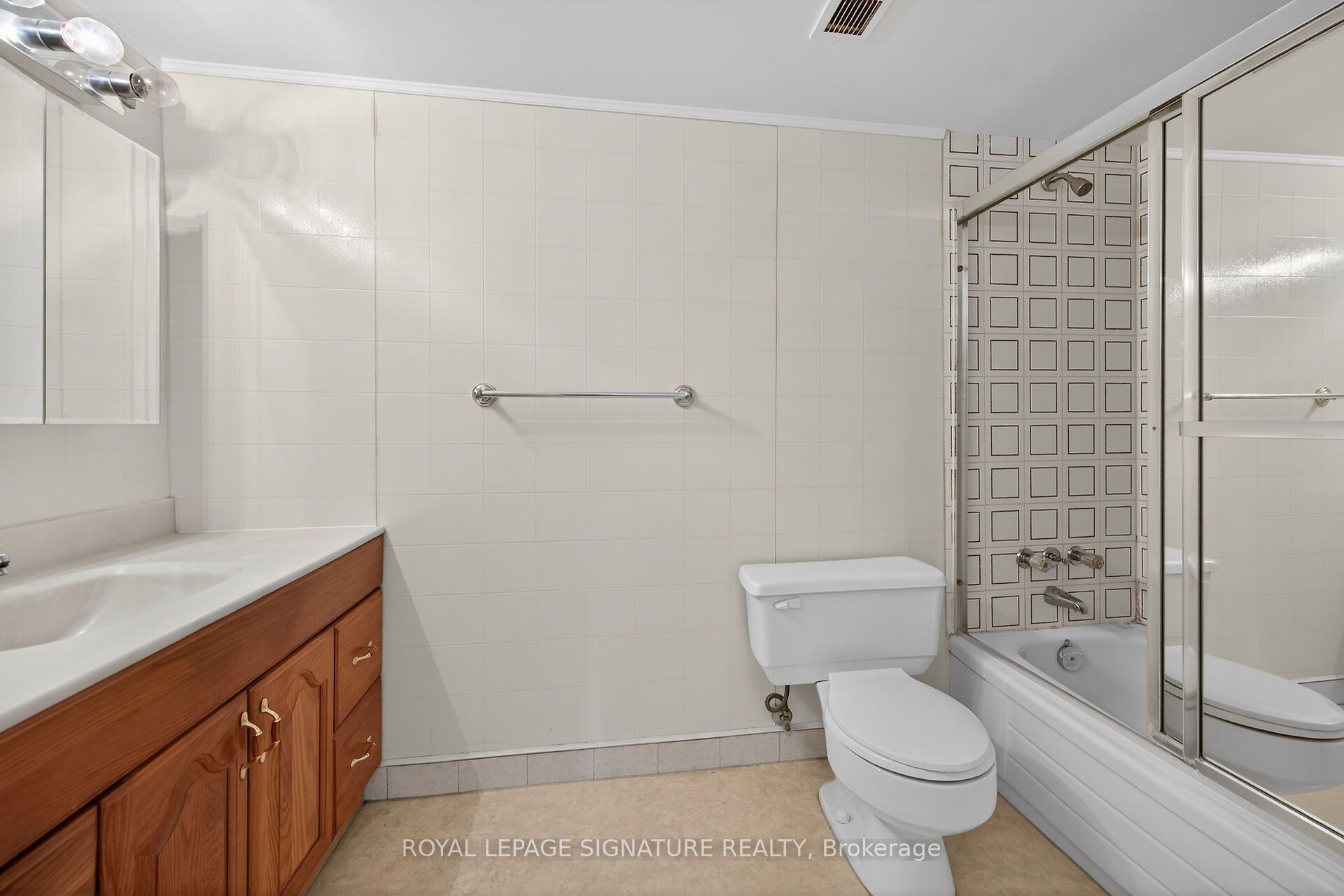 301 Frances Avenue 907 Property Photo 22