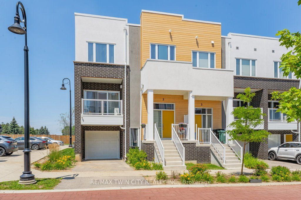 3 Visionary Avenue Property Photo 2