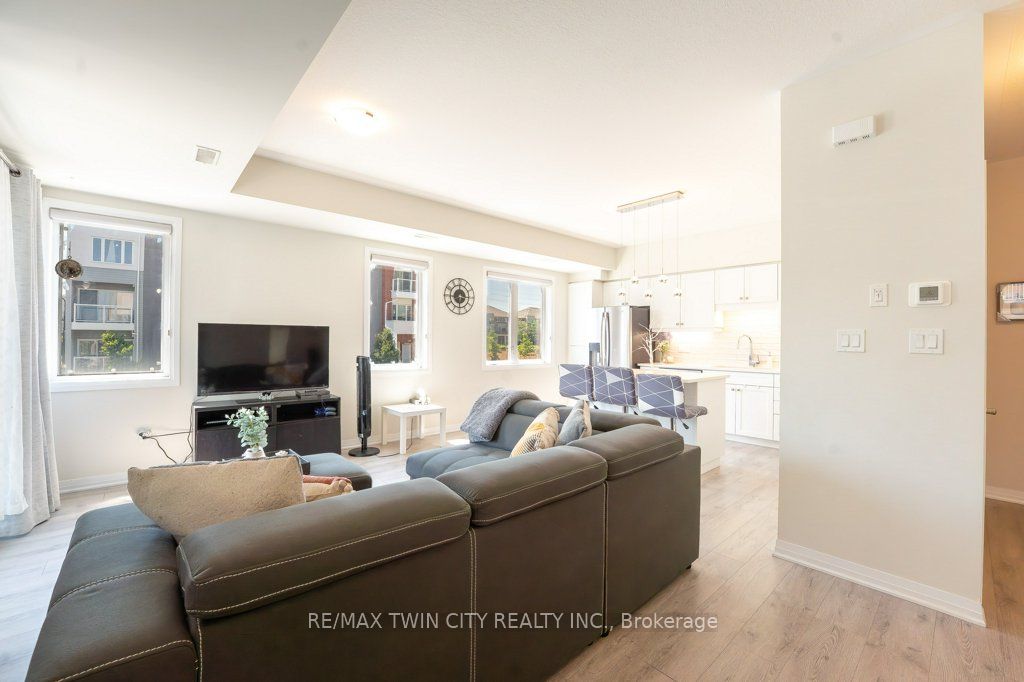 3 Visionary Avenue Property Photo 18