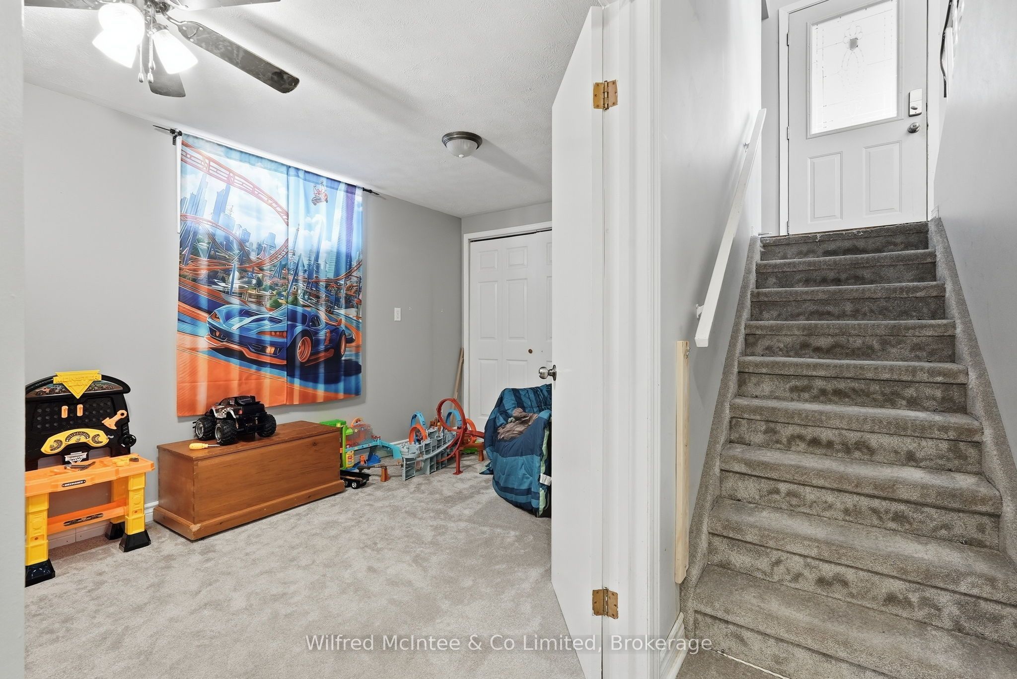 3 Bradley Street Property Photo 25