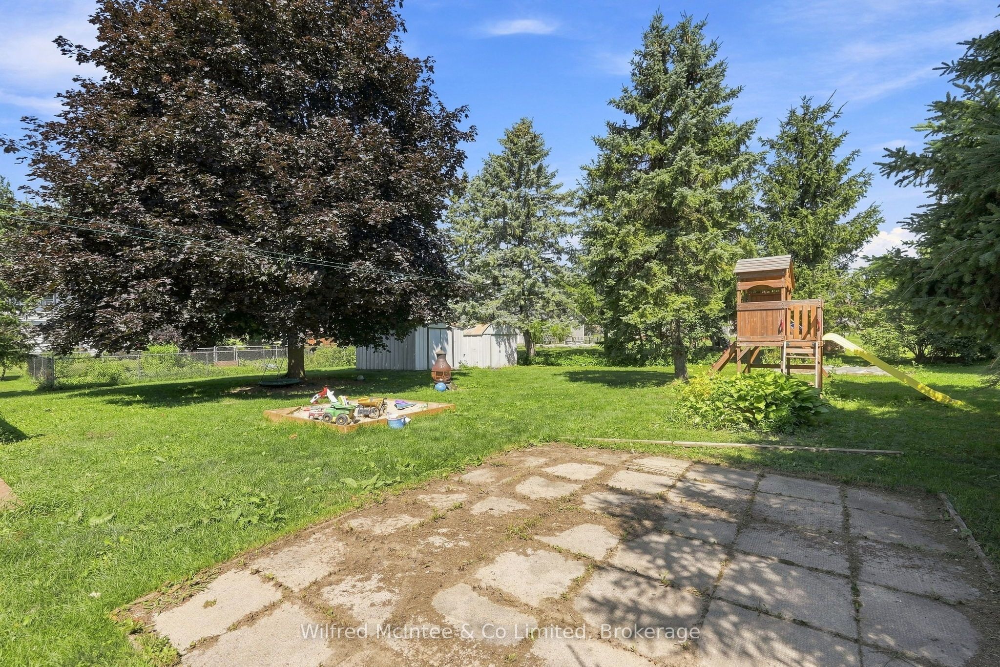 3 Bradley Street Property Photo 33