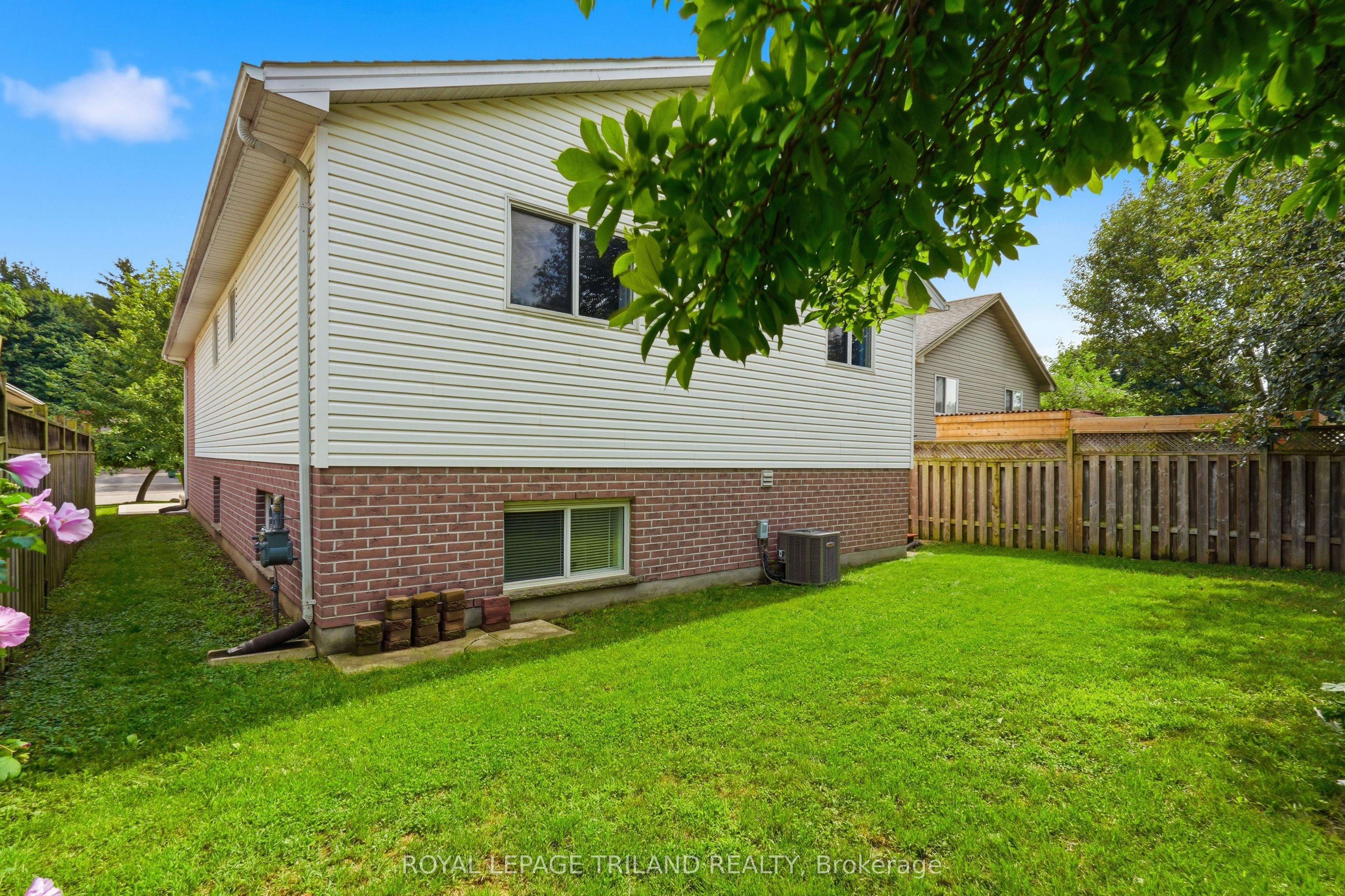 74 Kennedy Place Property Photo 27
