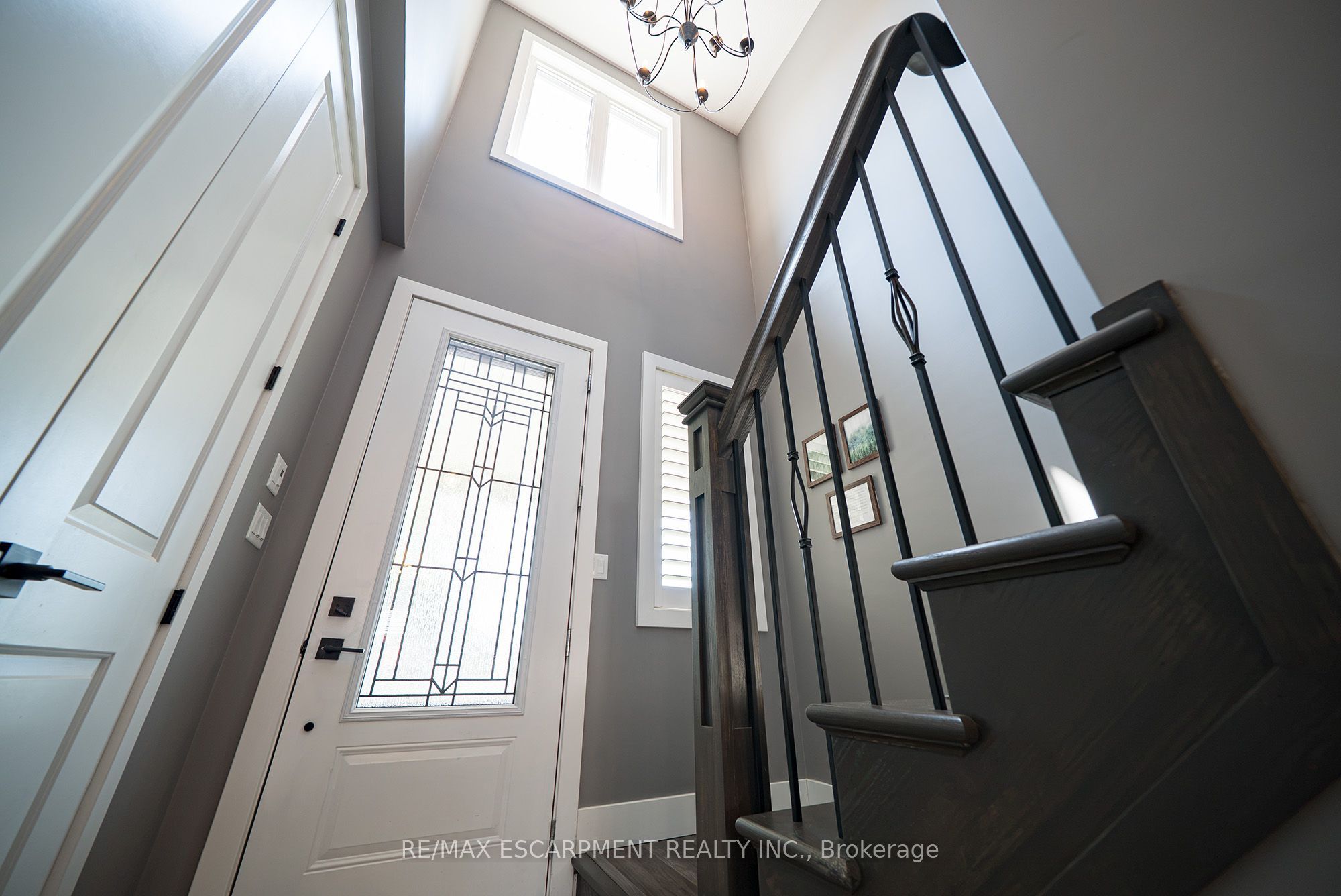 166 King Street Property Photo 16