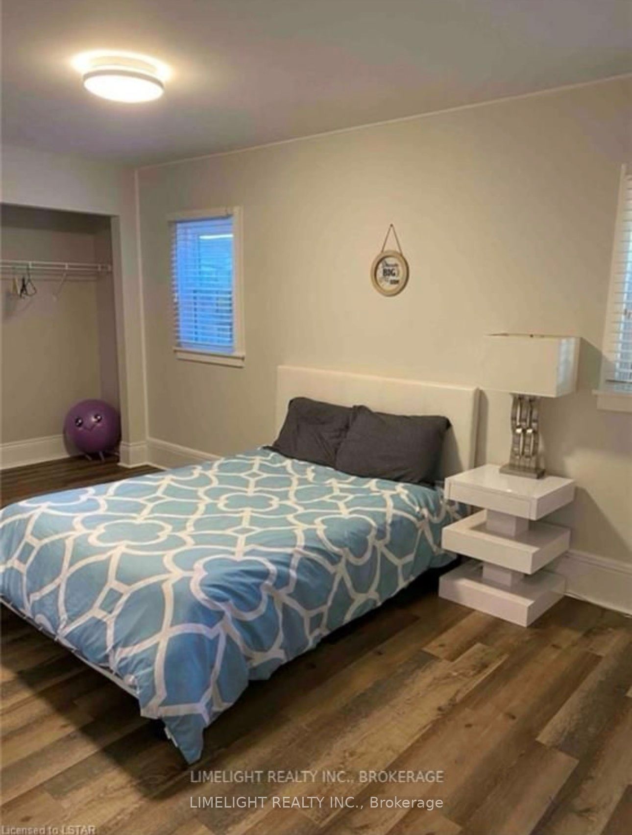 615 Talbot Street Property Photo 10