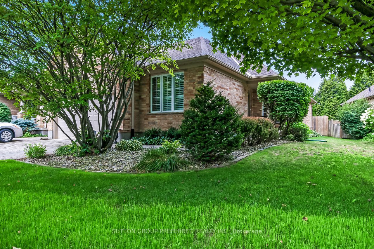 857 Silversmith Street Property Photo 1