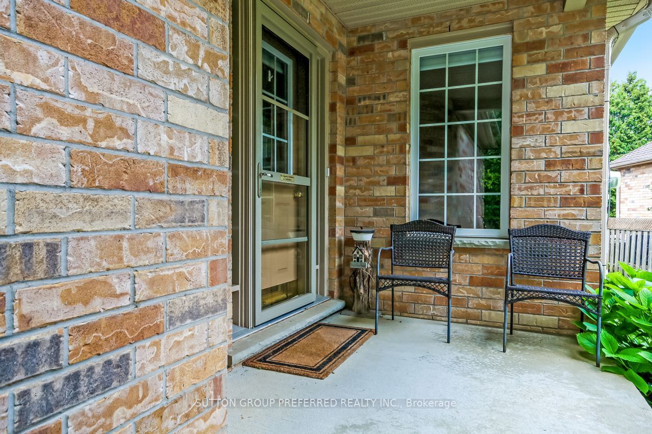857 Silversmith Street Property Photo 2