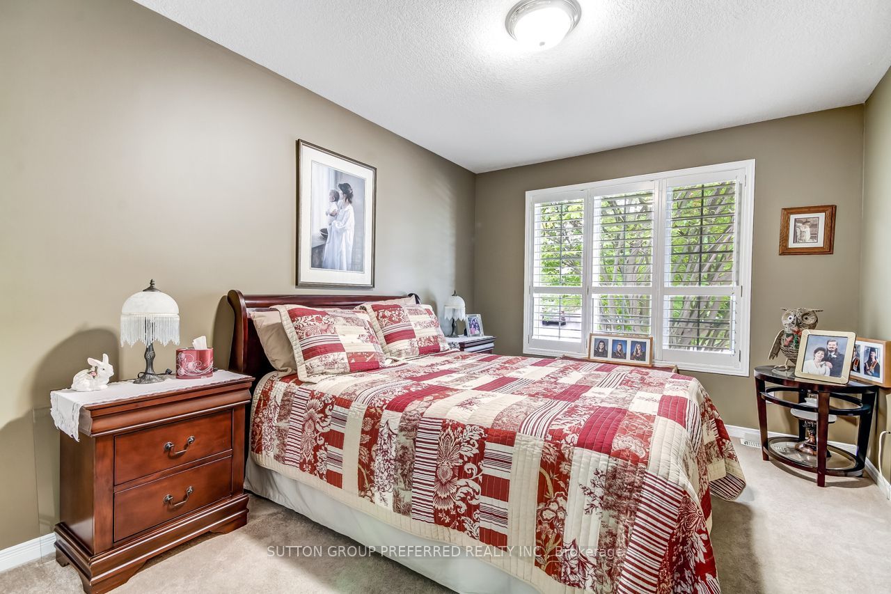 857 Silversmith Street Property Photo 14