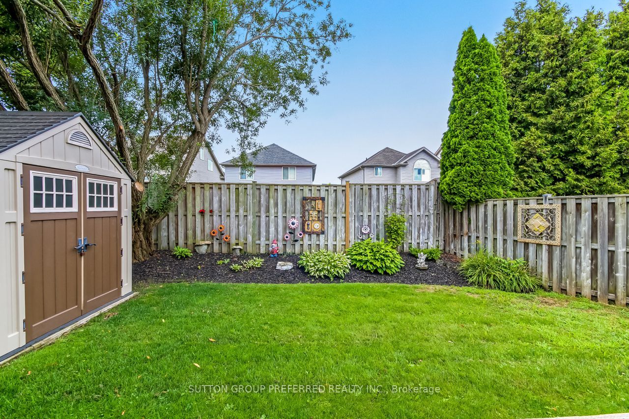 857 Silversmith Street Property Photo 25