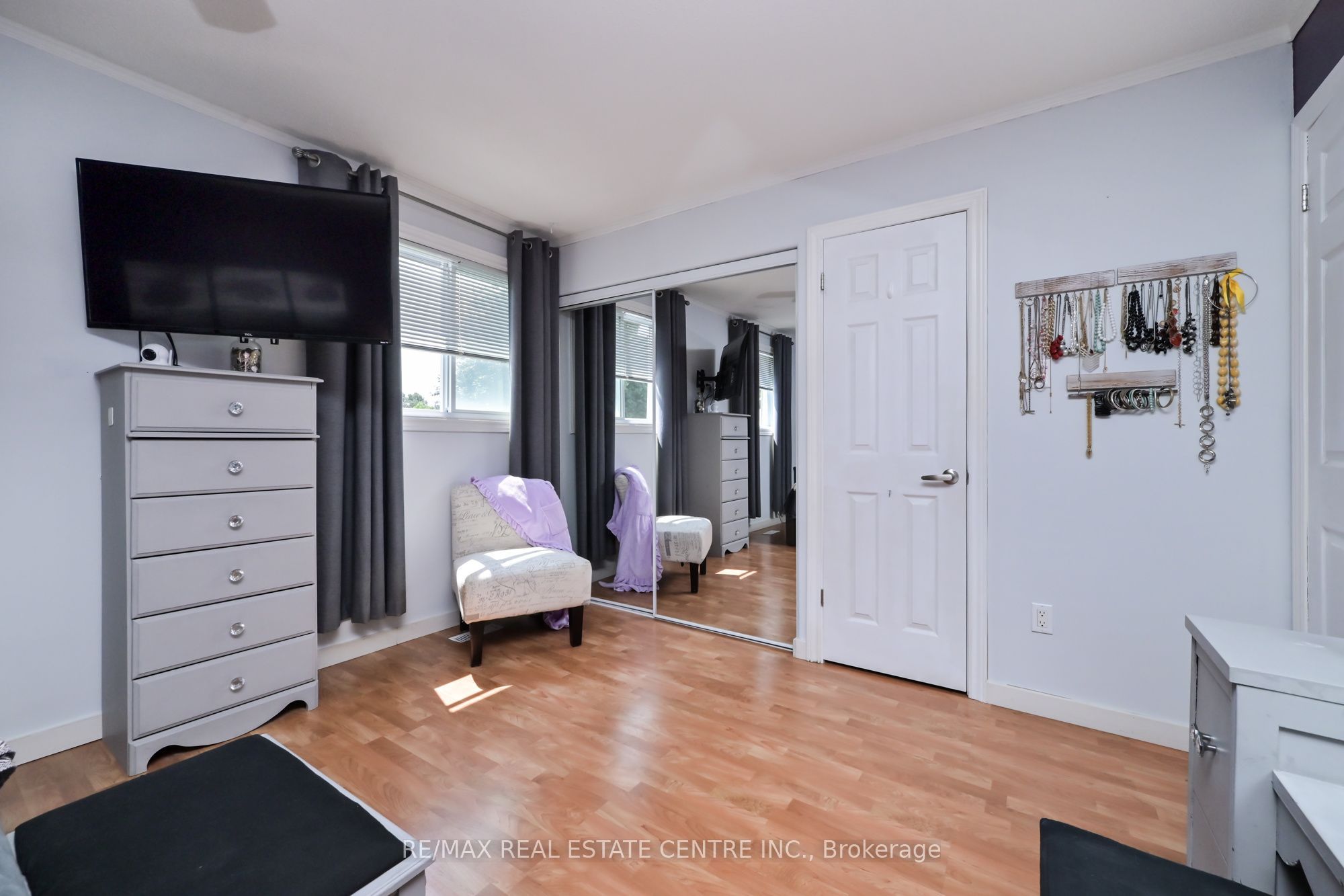 325 William Street 1 Property Photo 14
