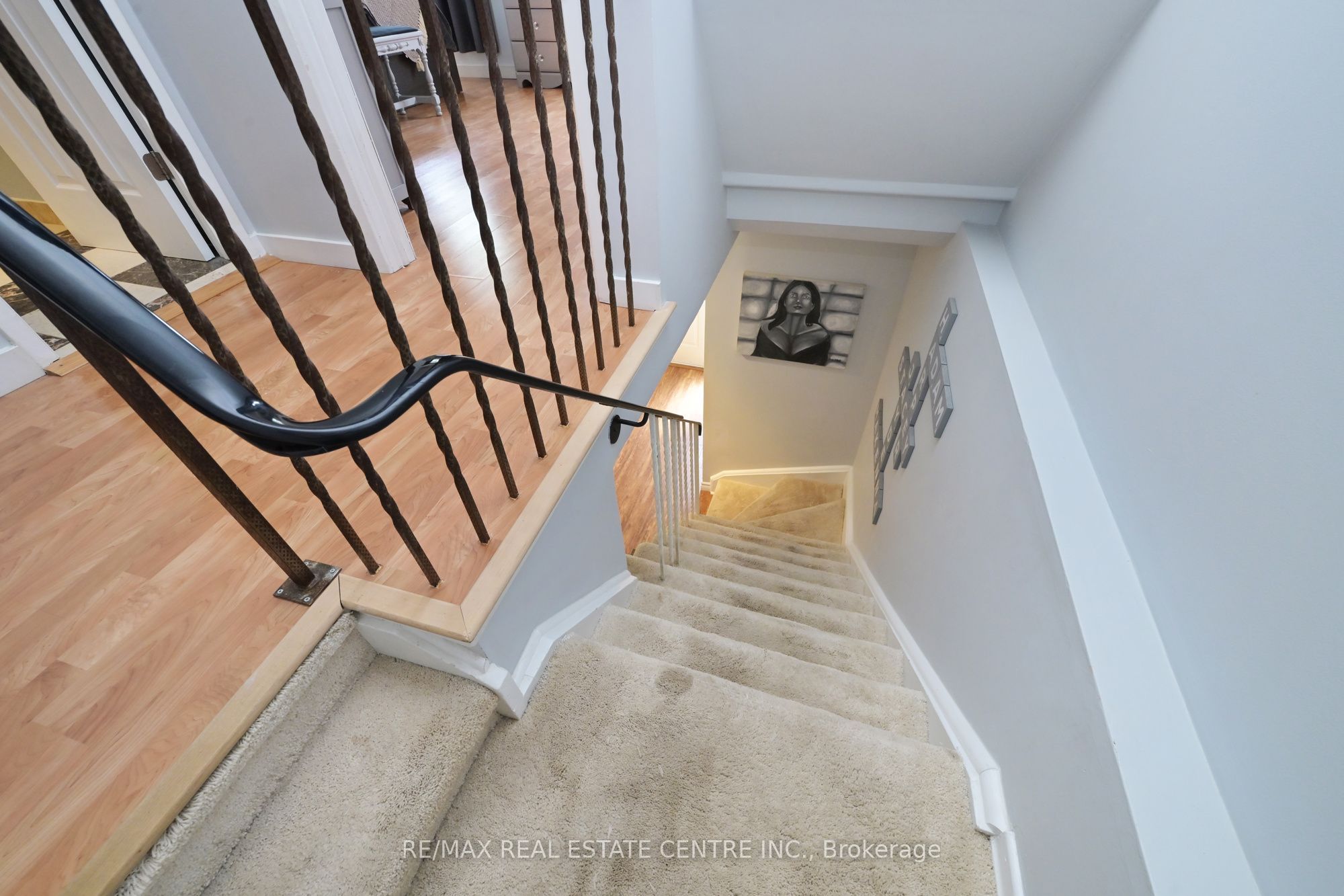 325 William Street 1 Property Photo 19