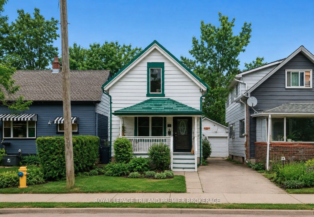 98 BRISCOE Street E Property Photo 1