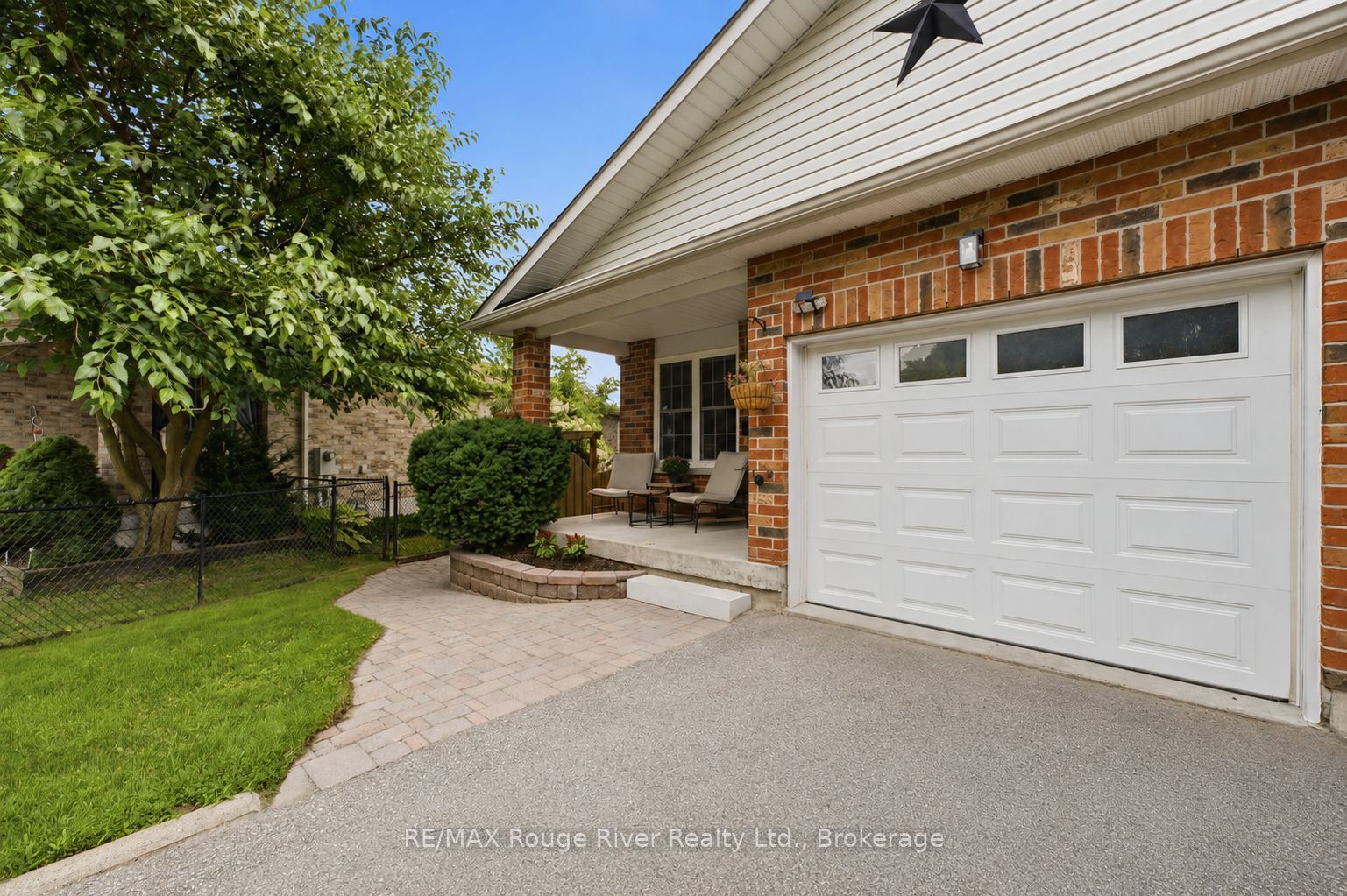 10 Talbot Drive Property Photo 2