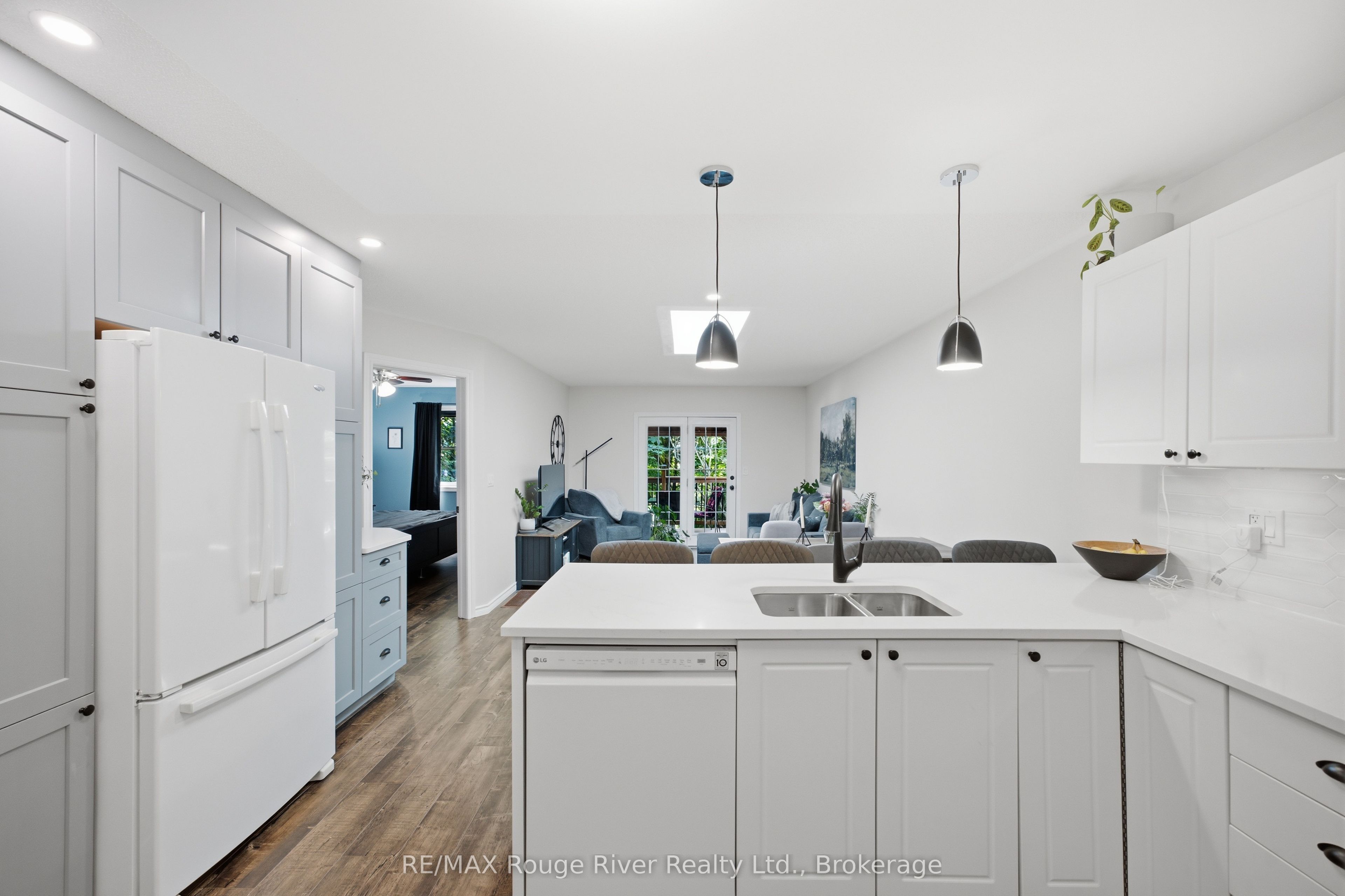 10 Talbot Drive Property Photo 6