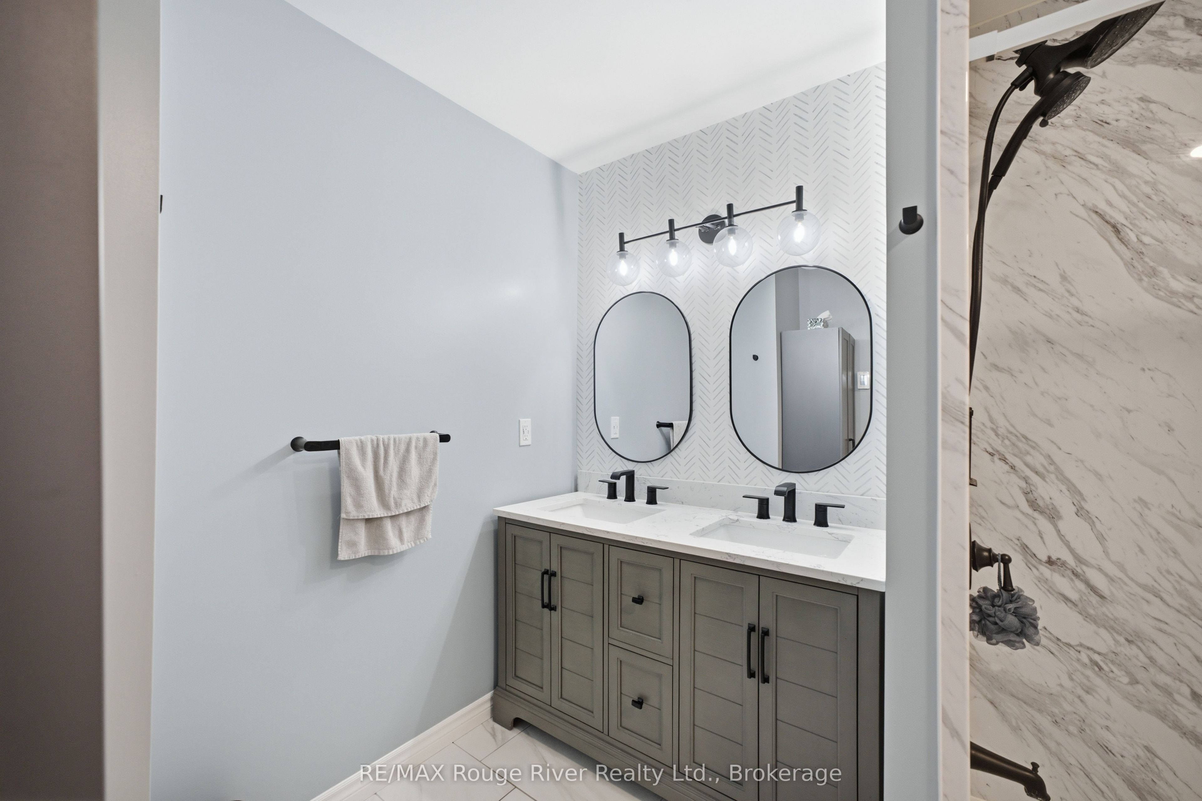 10 Talbot Drive Property Photo 16