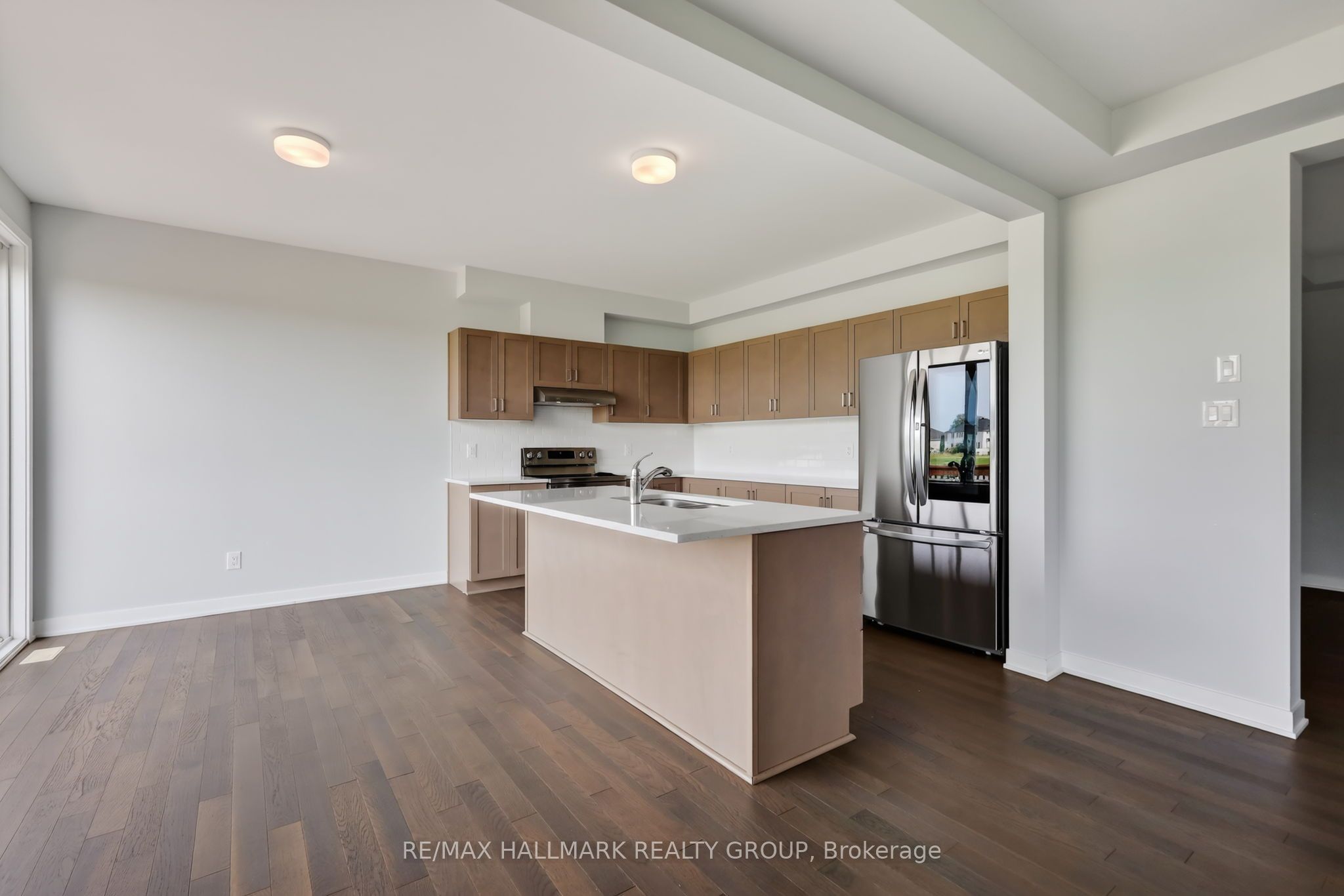 717 Fenwick Way Property Photo 18