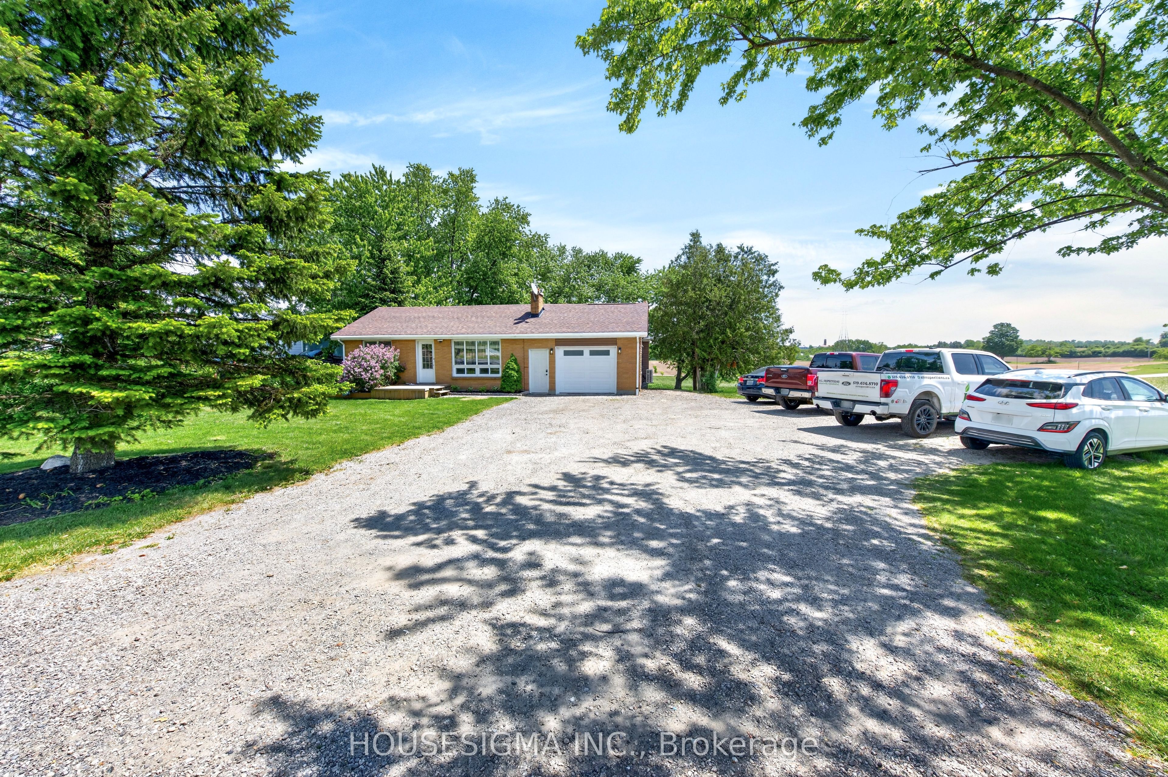 3402 Dorchester Road Property Photo 2
