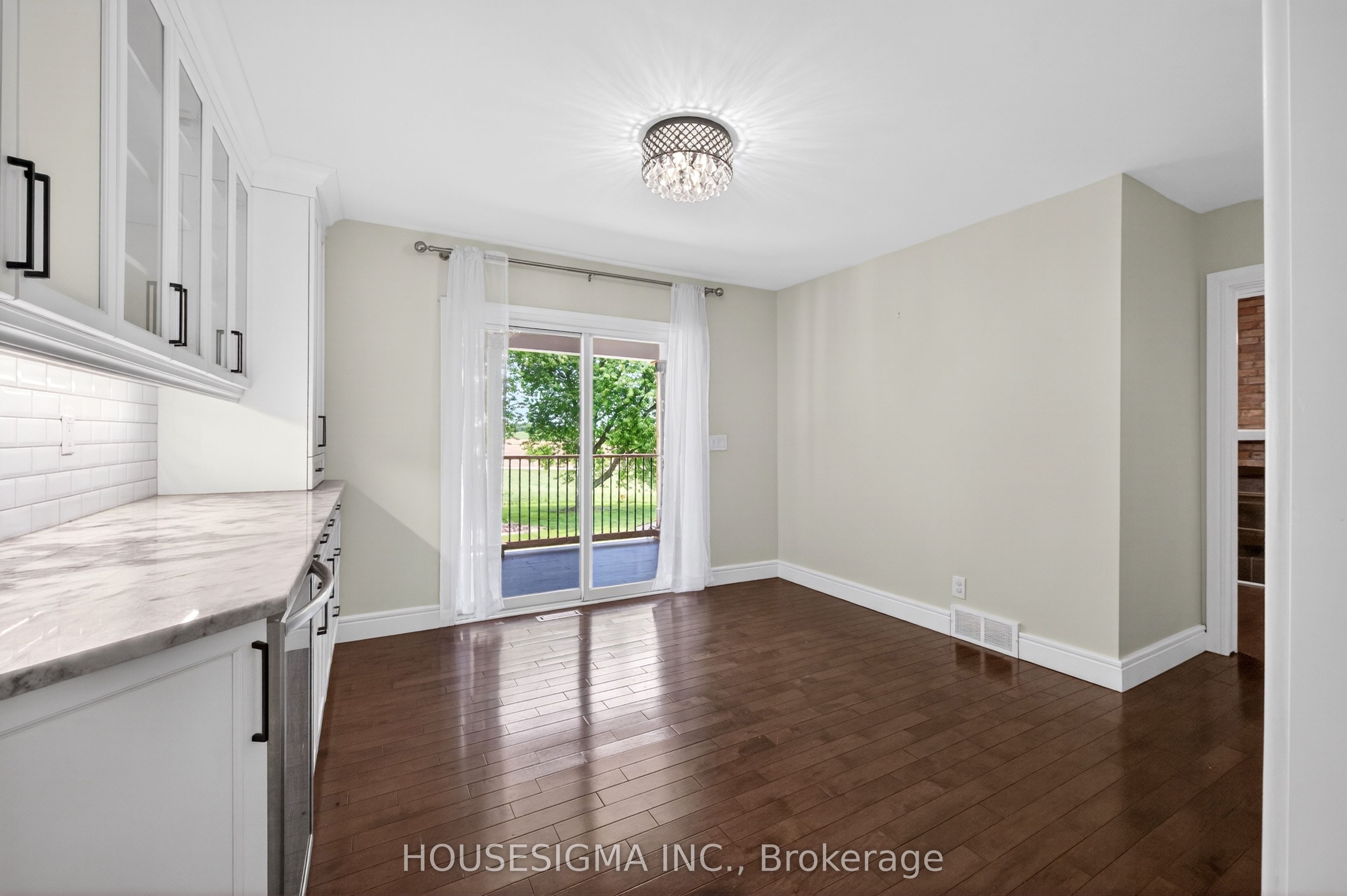 3402 Dorchester Road Property Photo 15