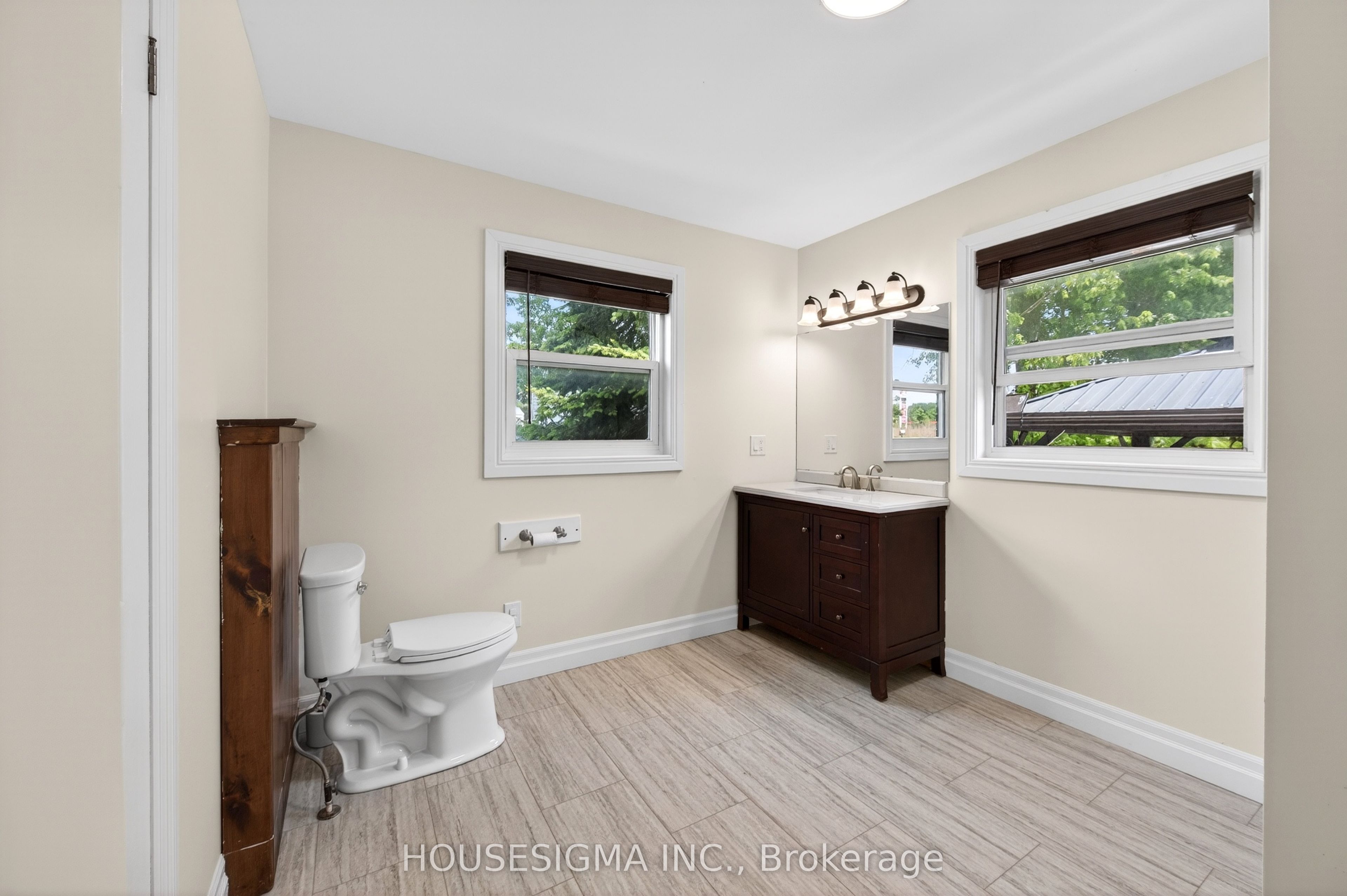 3402 Dorchester Road Property Photo 23