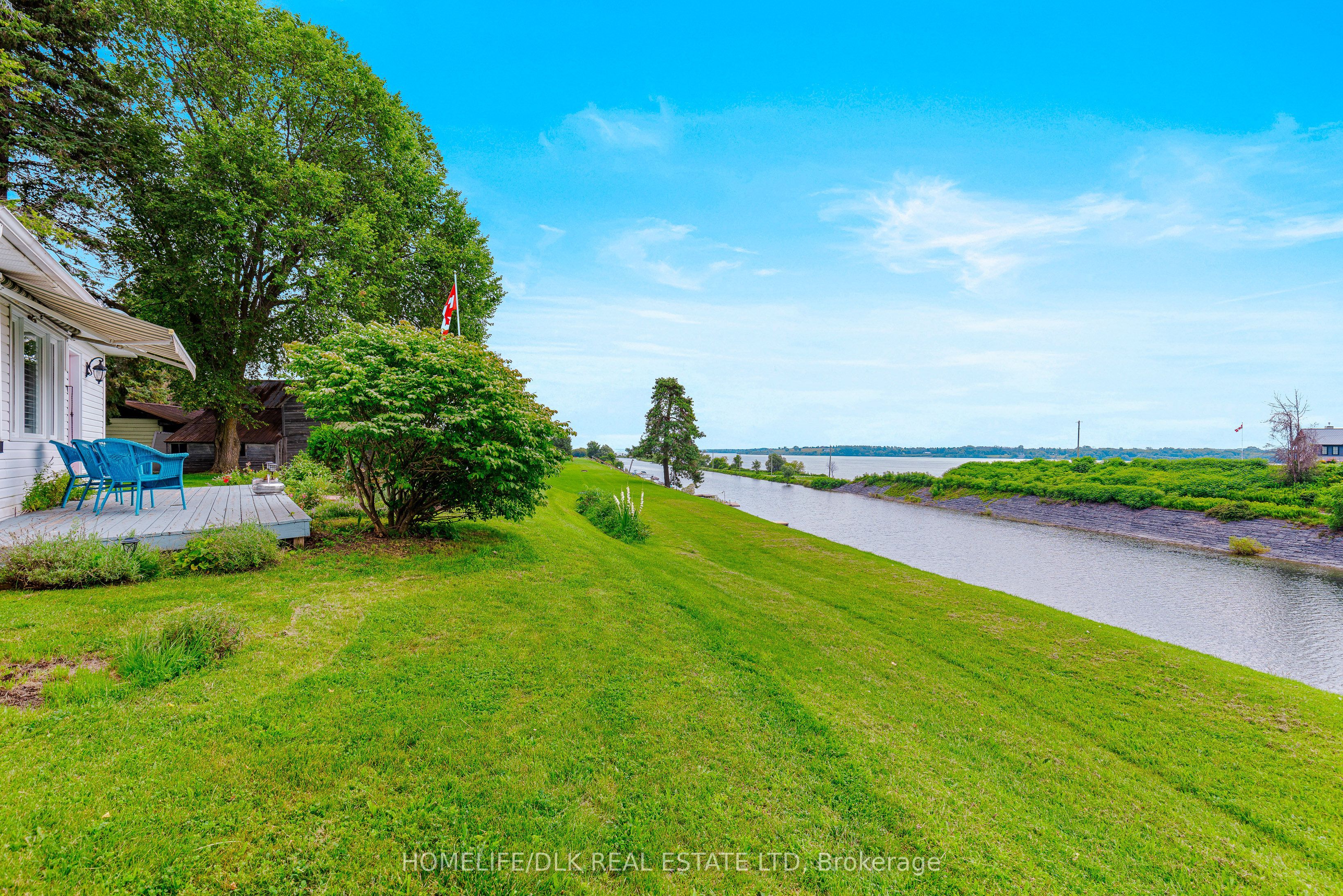 415 2 Highway S Property Photo 6