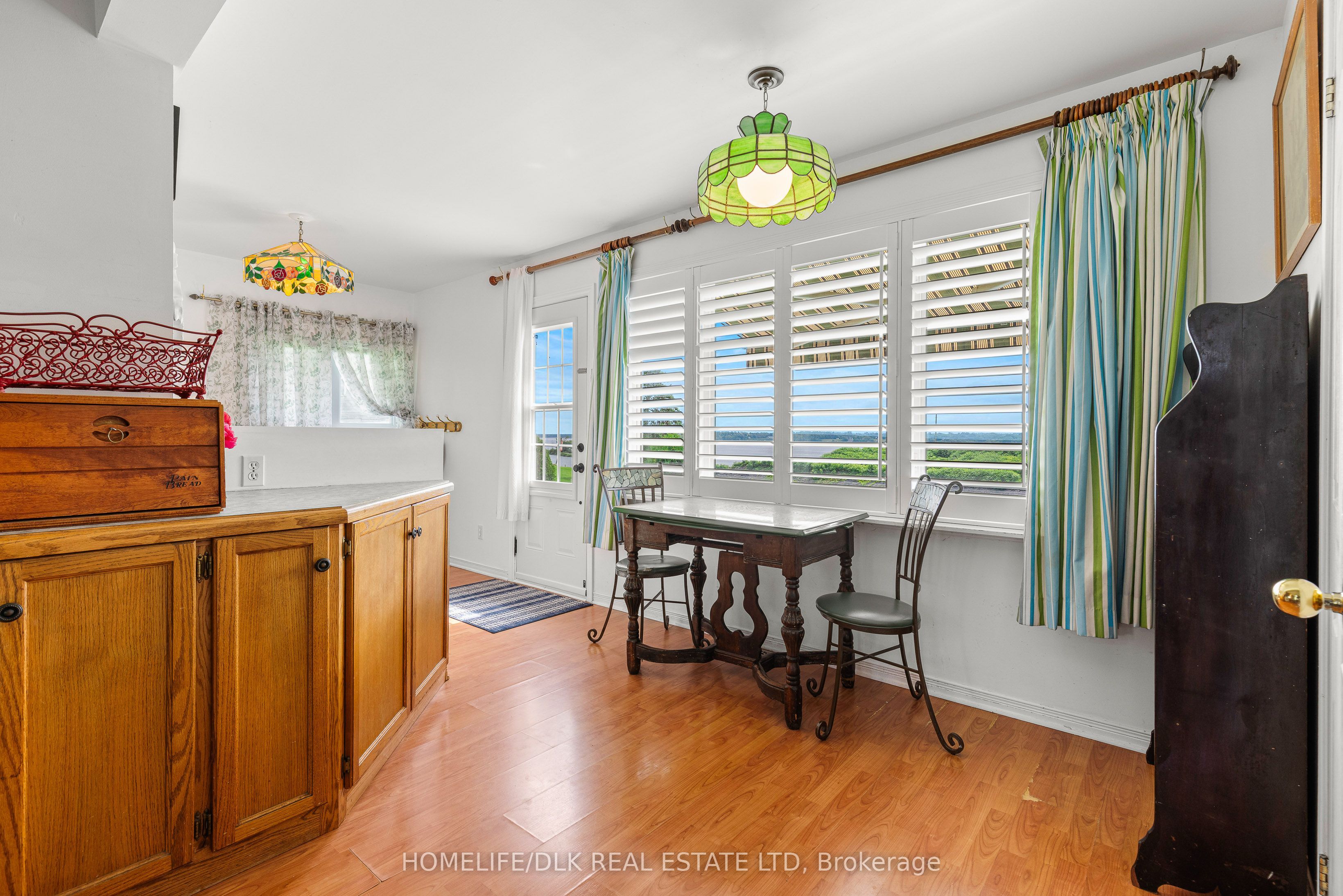 415 2 Highway S Property Photo 12