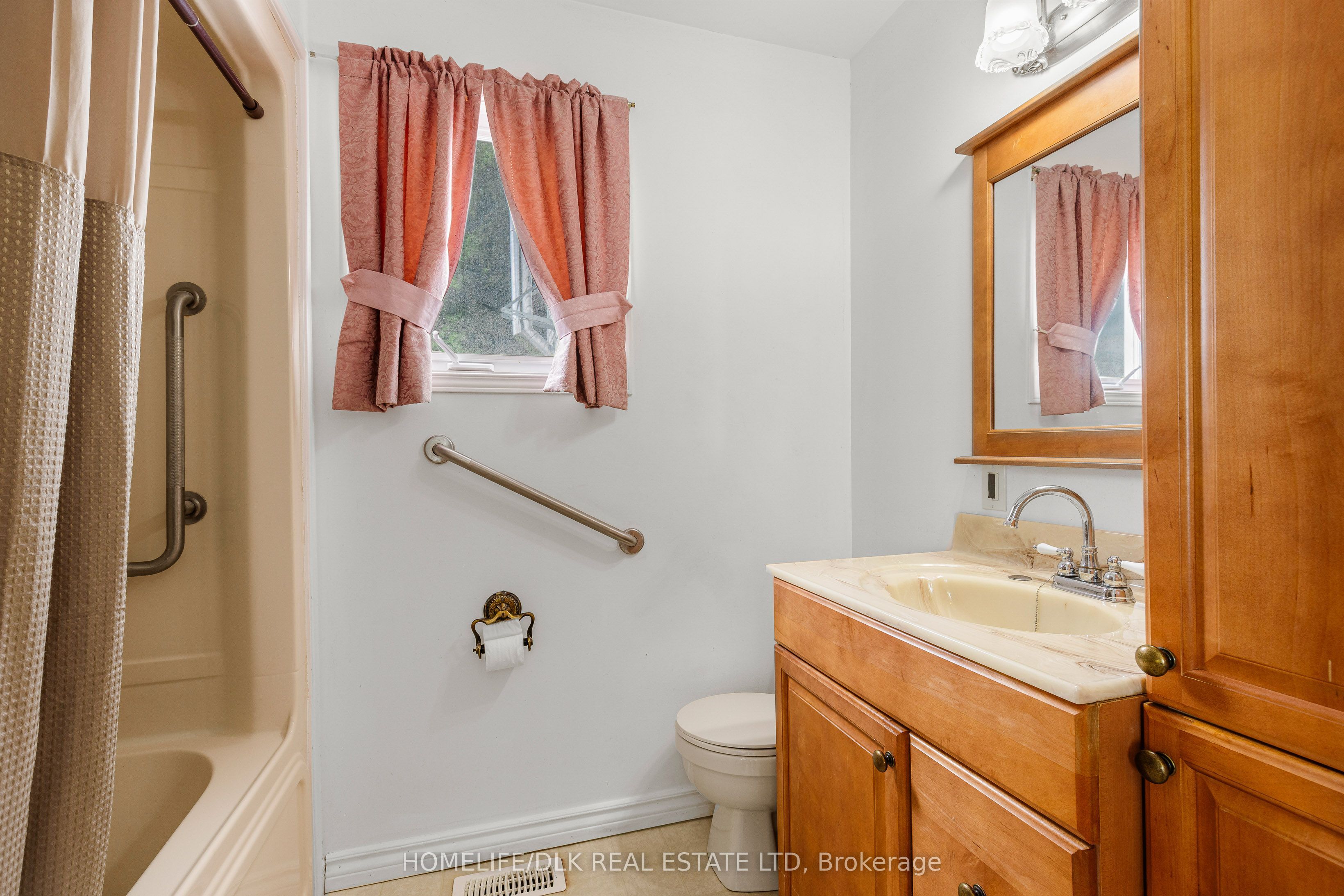 415 2 Highway S Property Photo 13