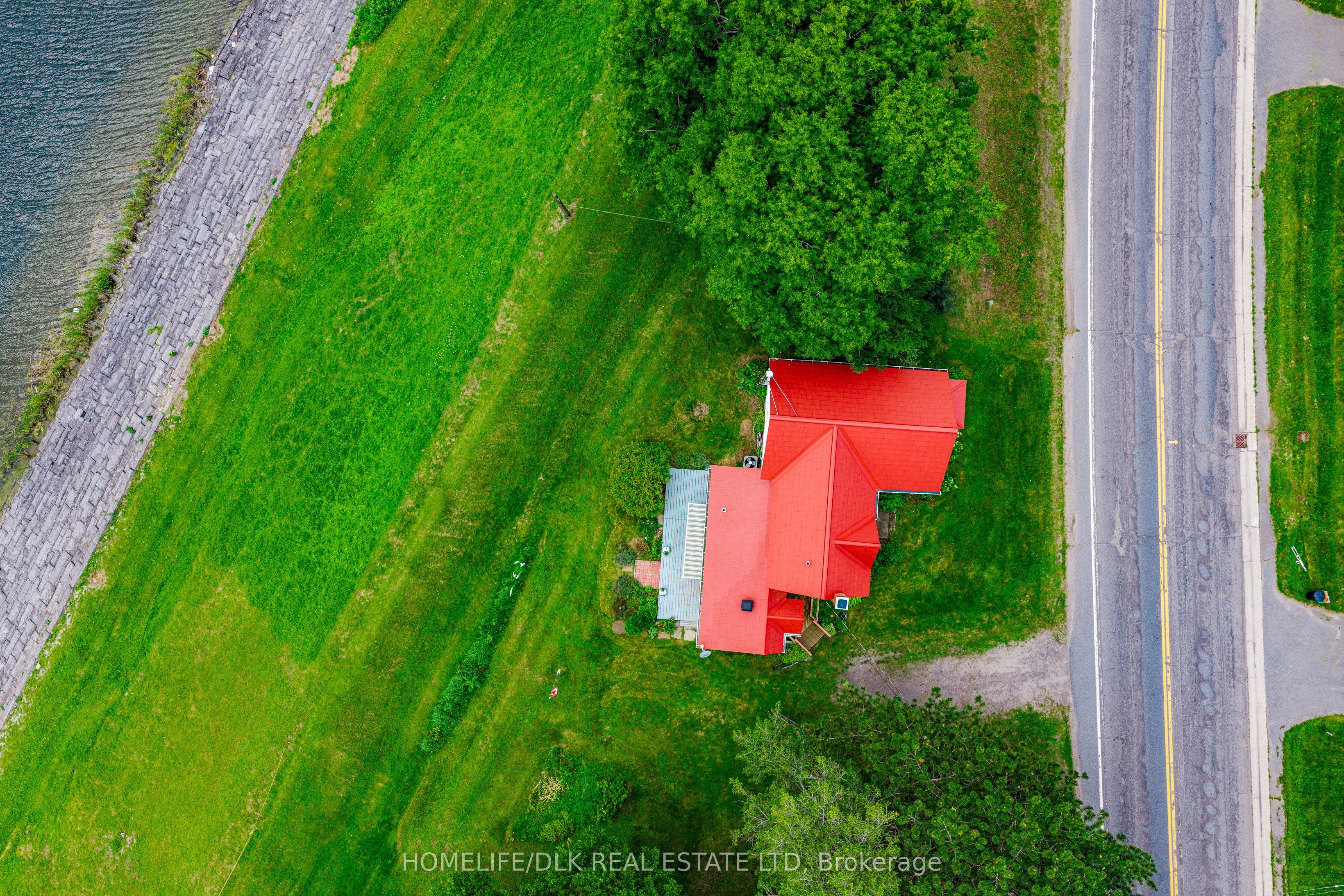 415 2 Highway S Property Photo 27