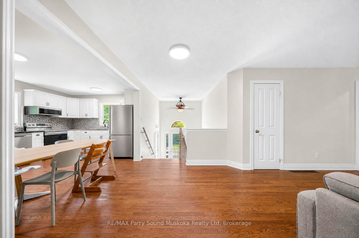 8 Mountain Basin Drive Property Photo 5