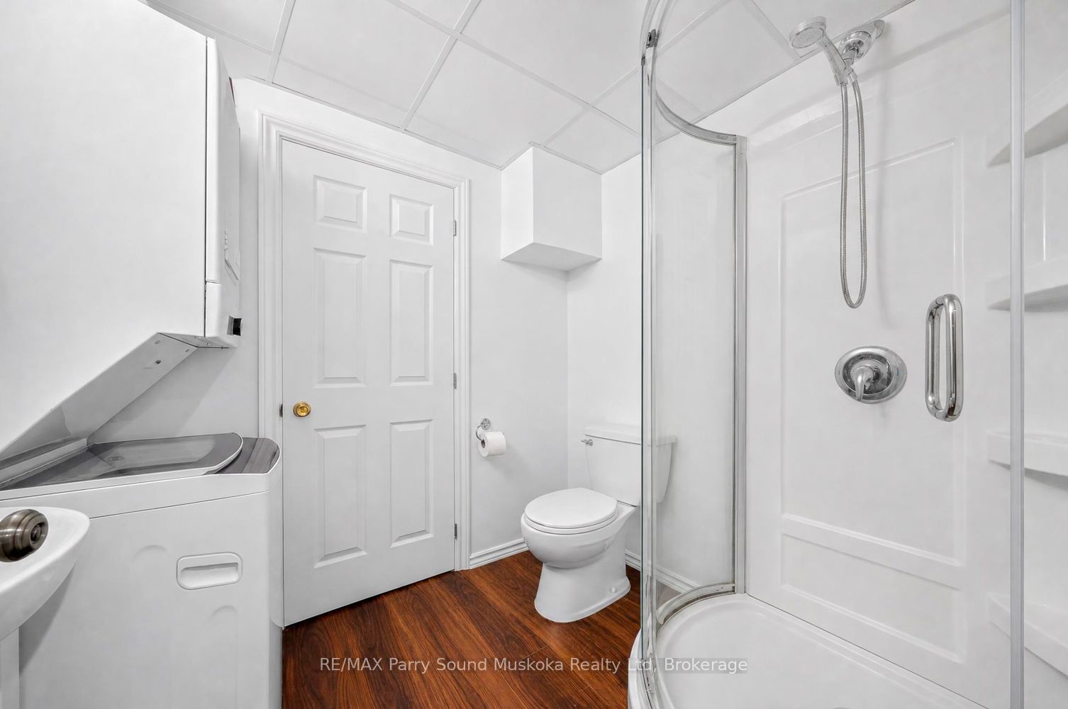 8 Mountain Basin Drive Property Photo 32