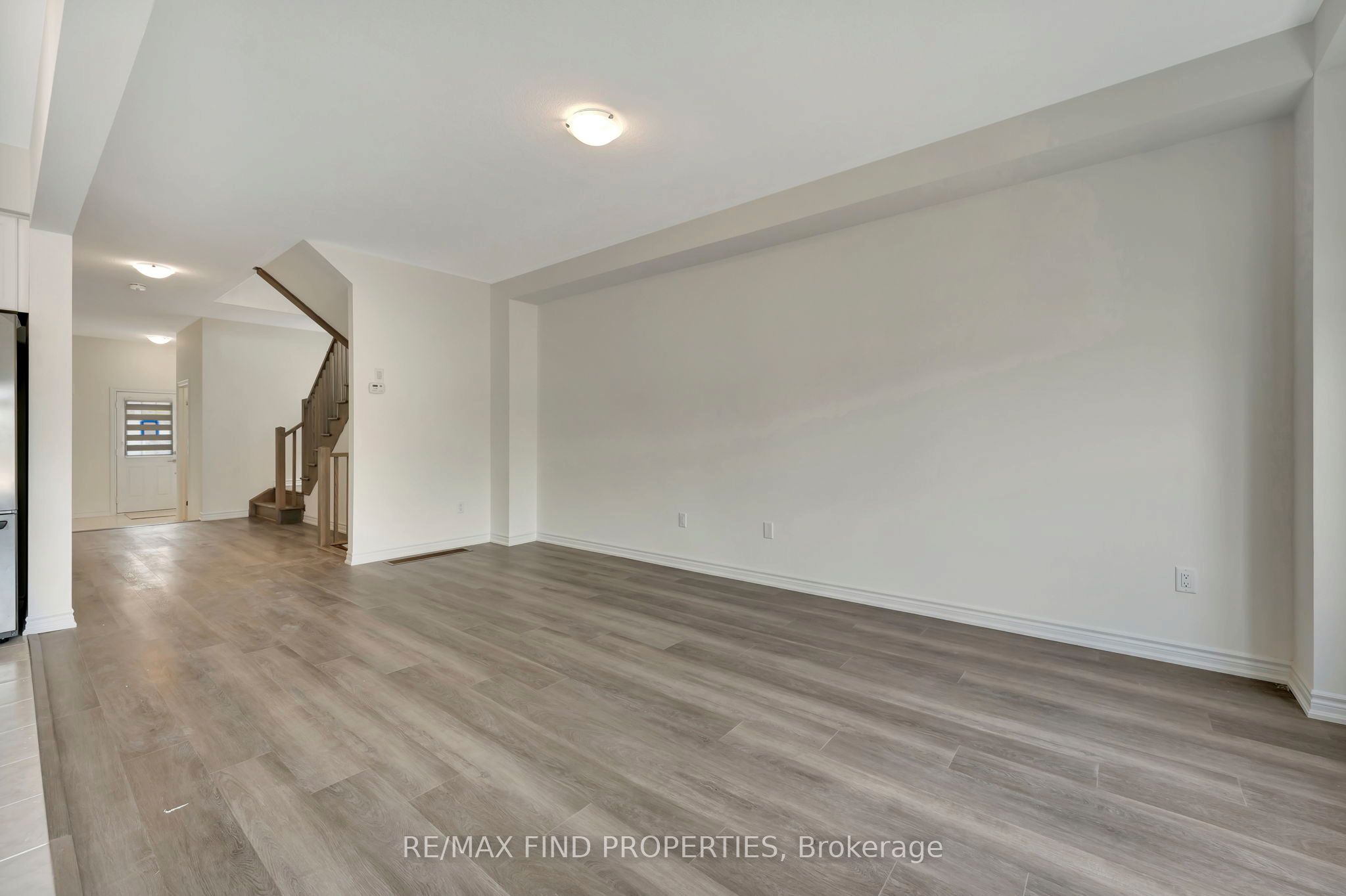 21 Dennis Avenue Property Photo 7