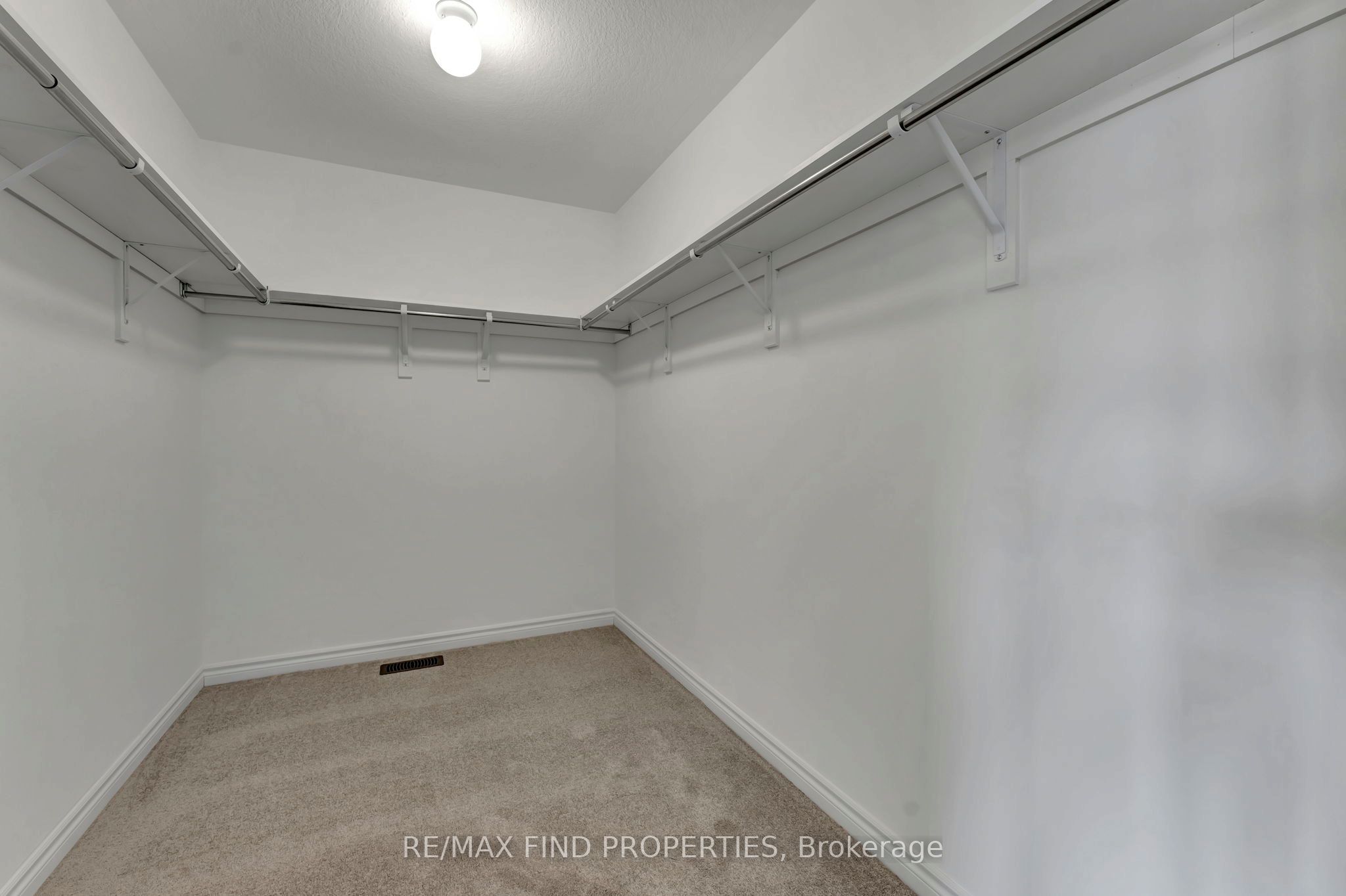 21 Dennis Avenue Property Photo 25