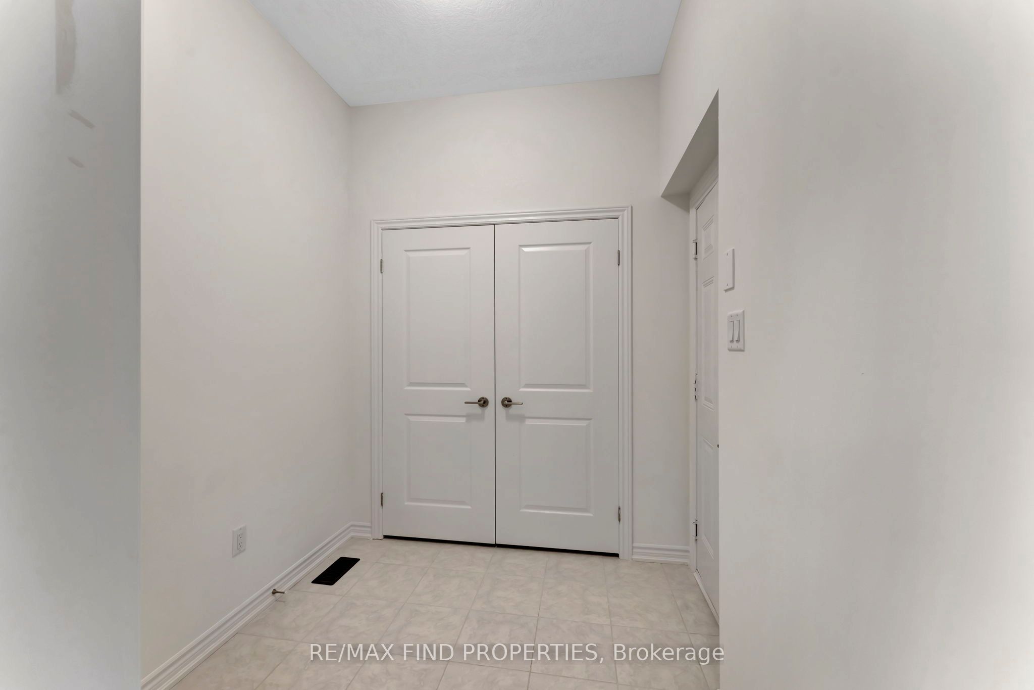 21 Dennis Avenue Property Photo 30