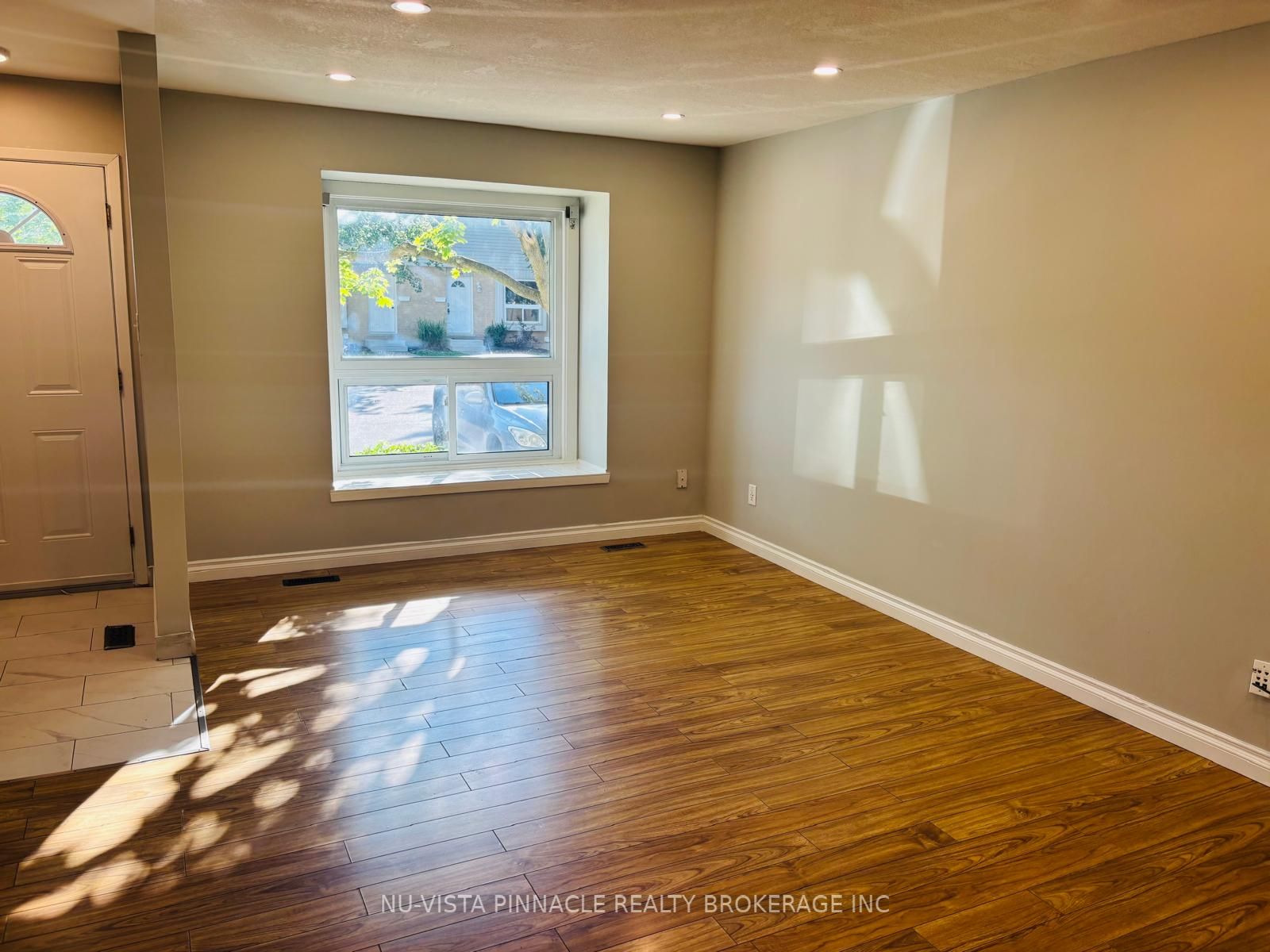 577 Third Street 39 Property Photo 3