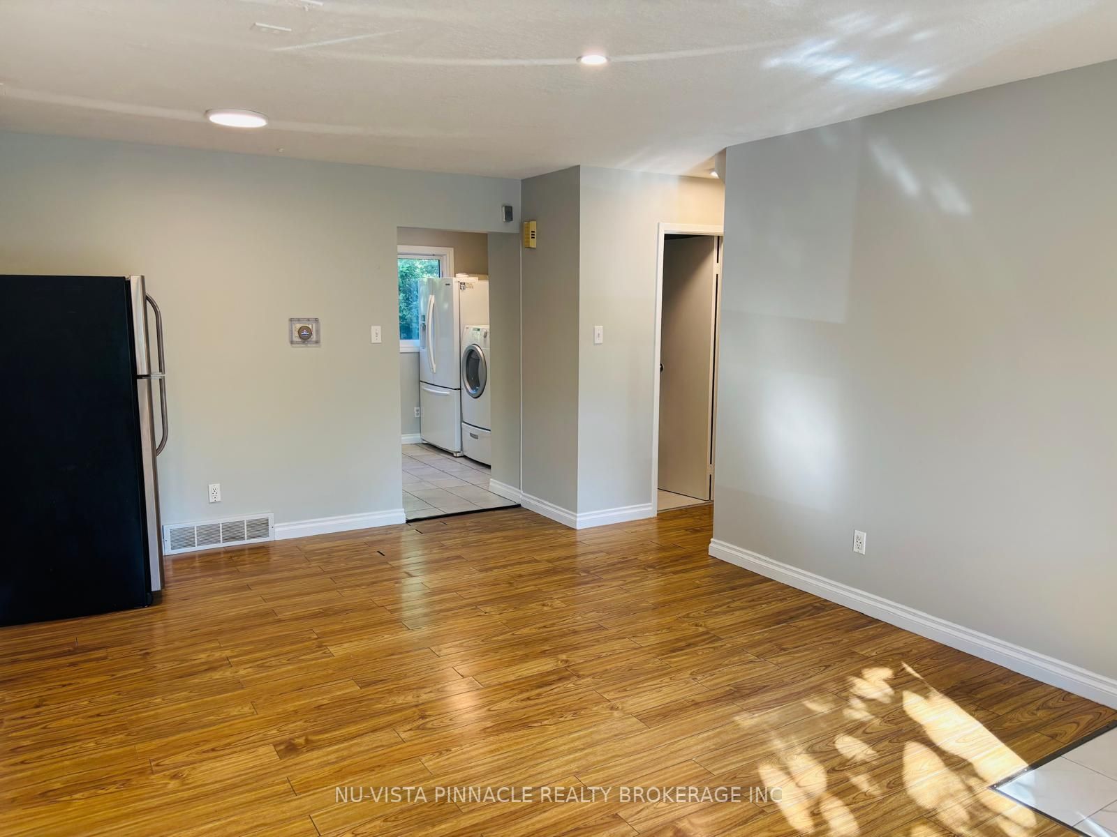 577 Third Street 39 Property Photo 7