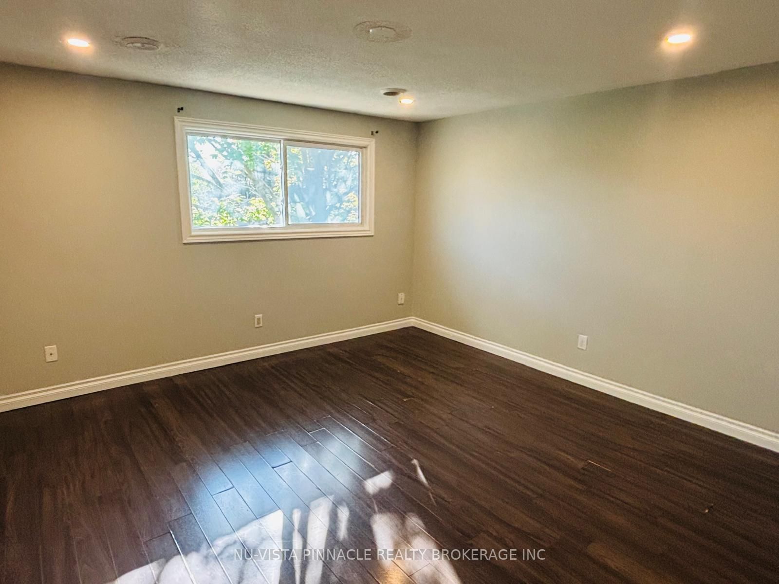 577 Third Street 39 Property Photo 16