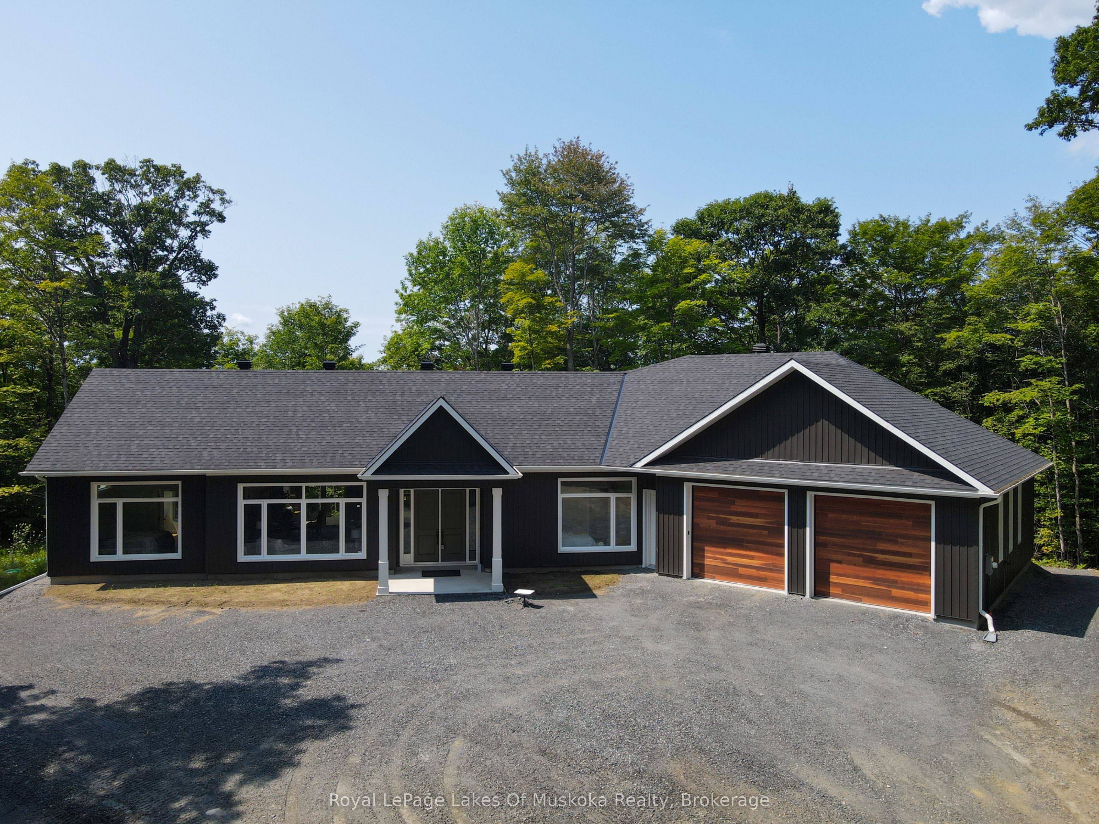 5 Flicker Lane Property Photo 1