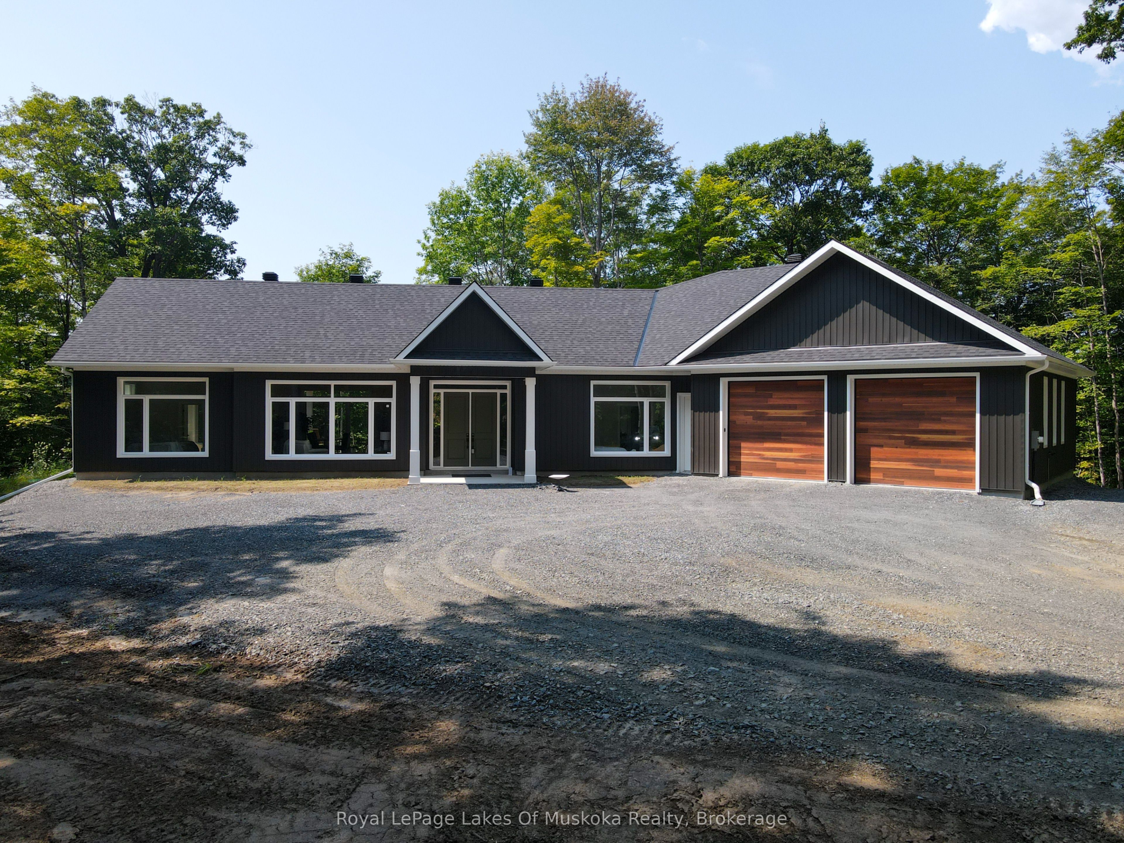 5 Flicker Lane Property Photo 3