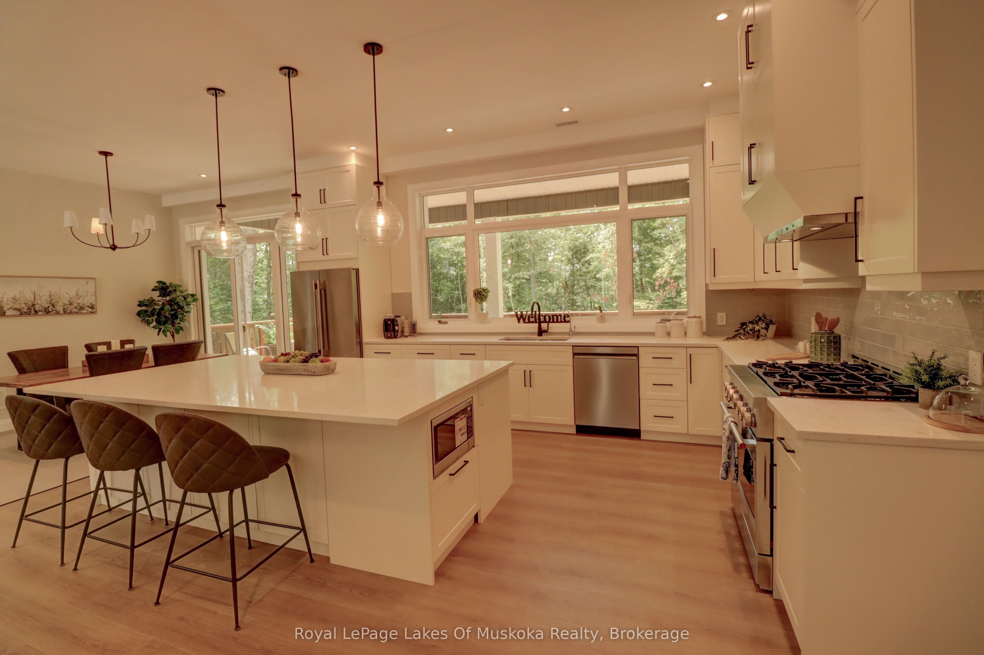5 Flicker Lane Property Photo 7