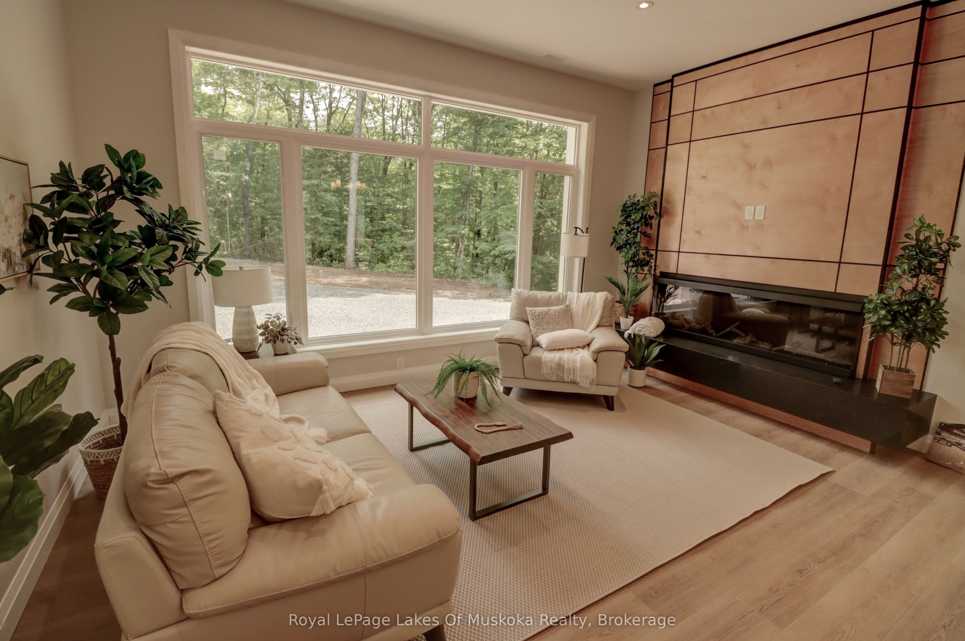 5 Flicker Lane Property Photo 10