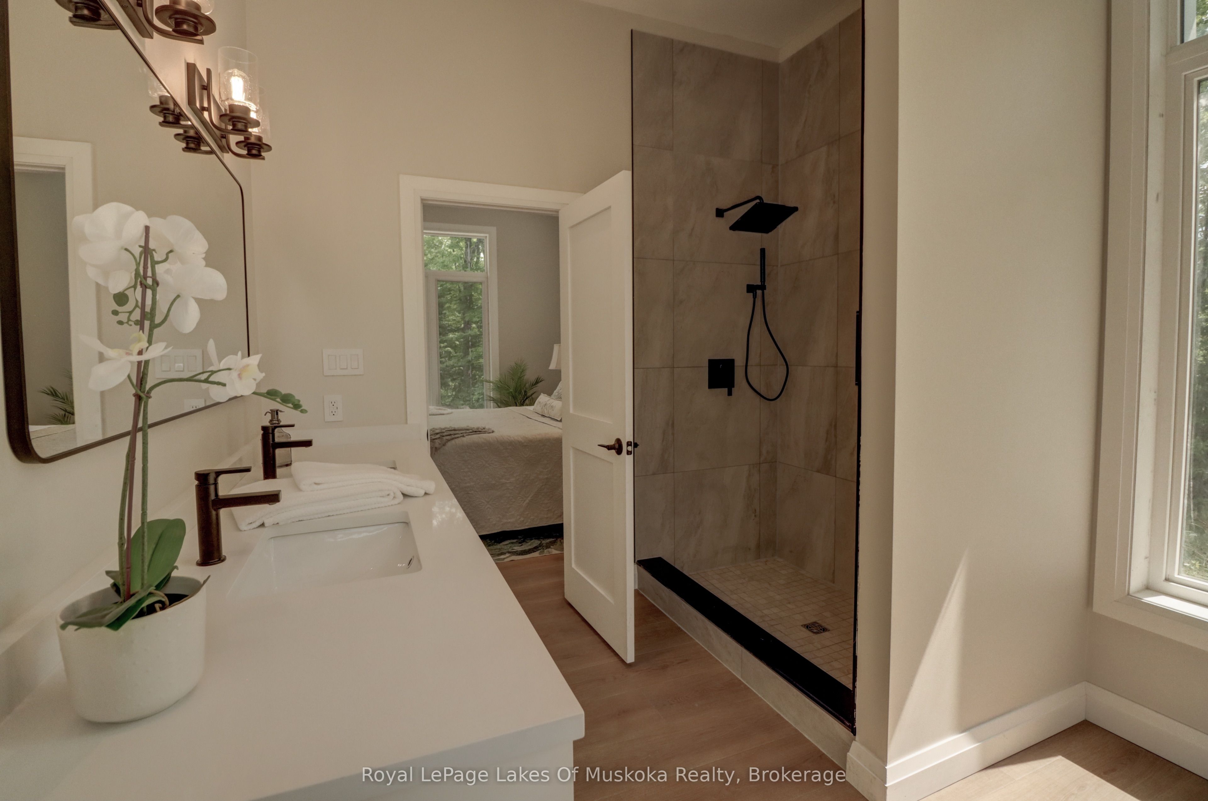 5 Flicker Lane Property Photo 22