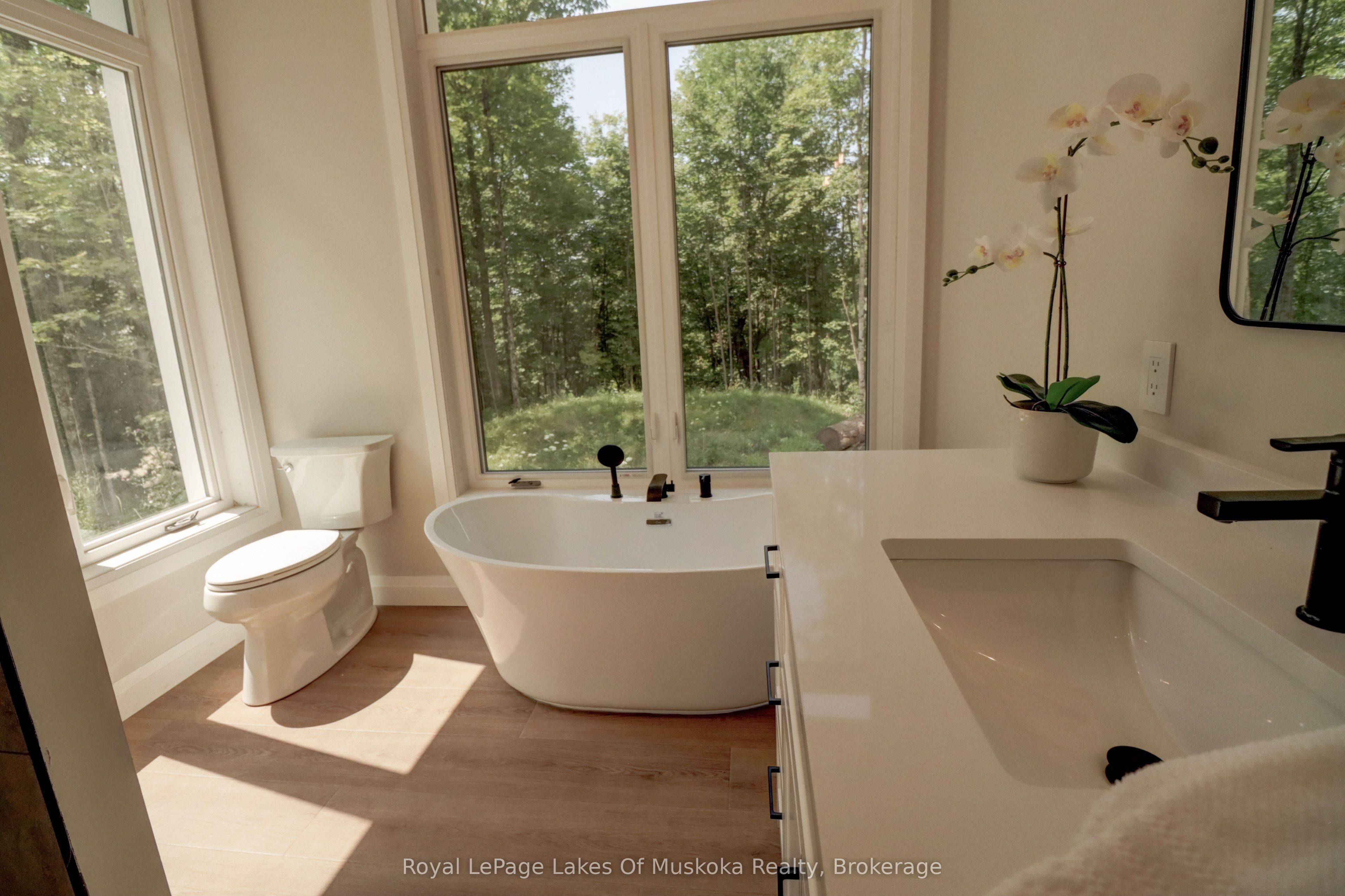 5 Flicker Lane Property Photo 23