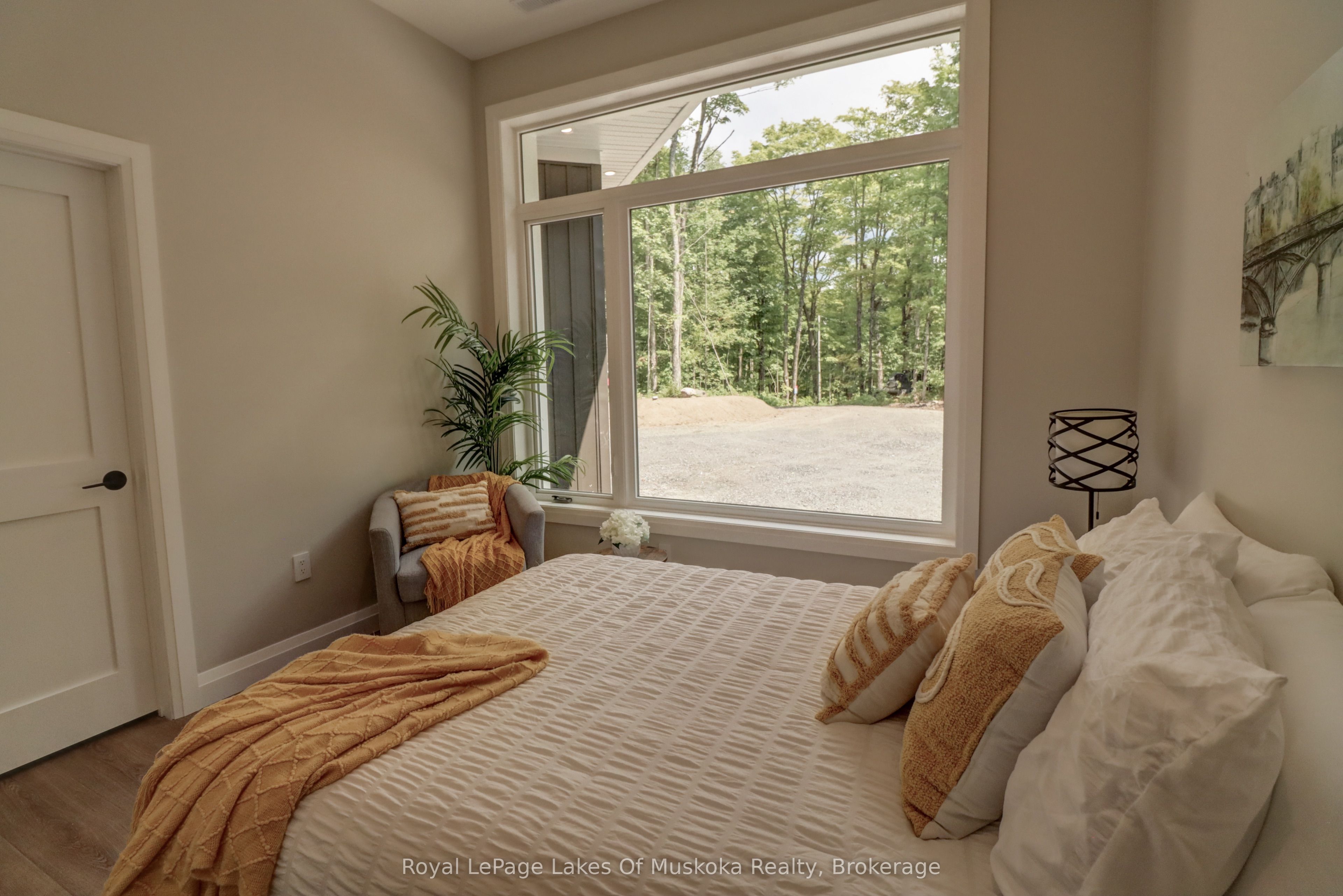 5 Flicker Lane Property Photo 32