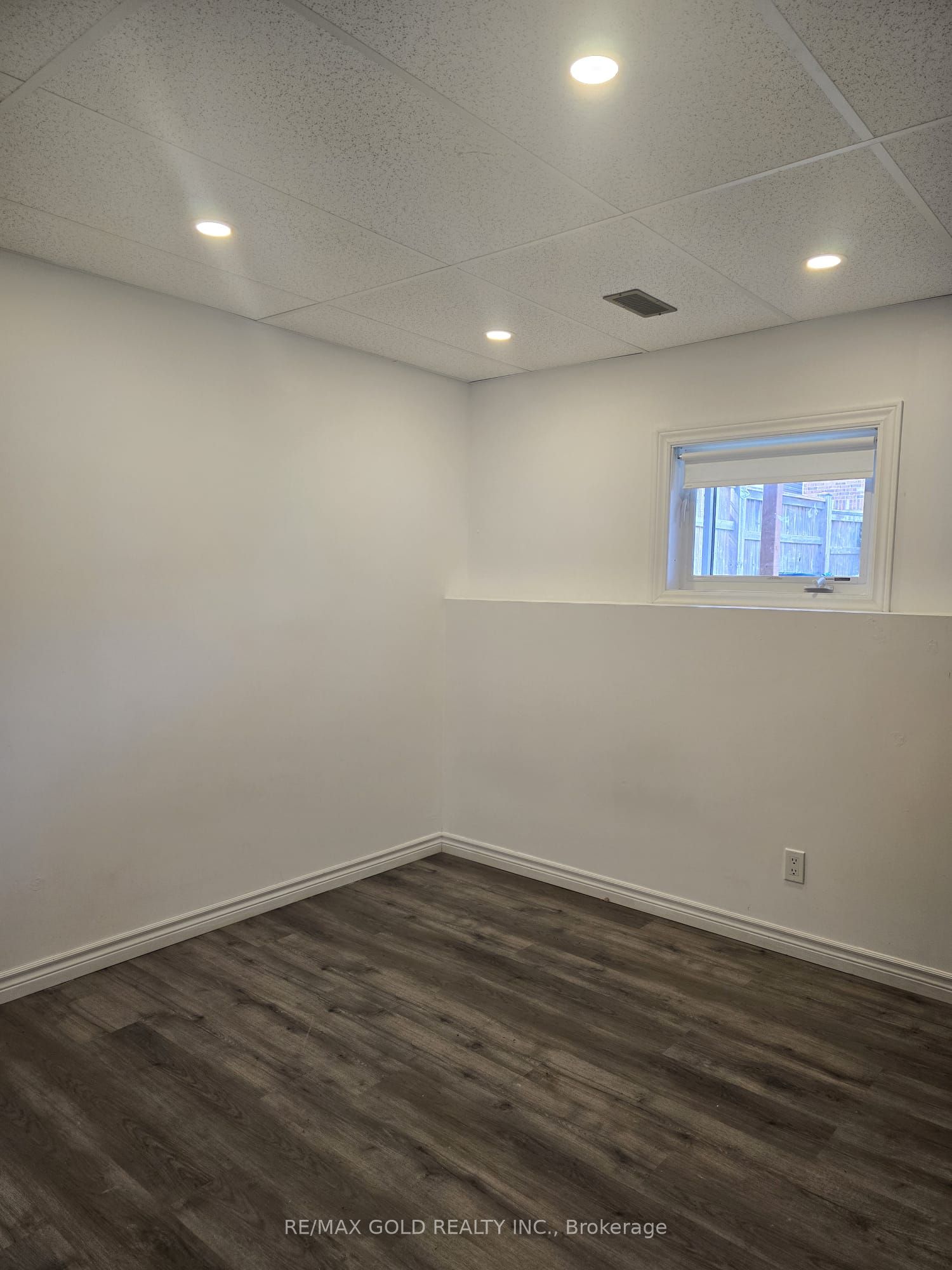 208 English Lane Property Photo 17