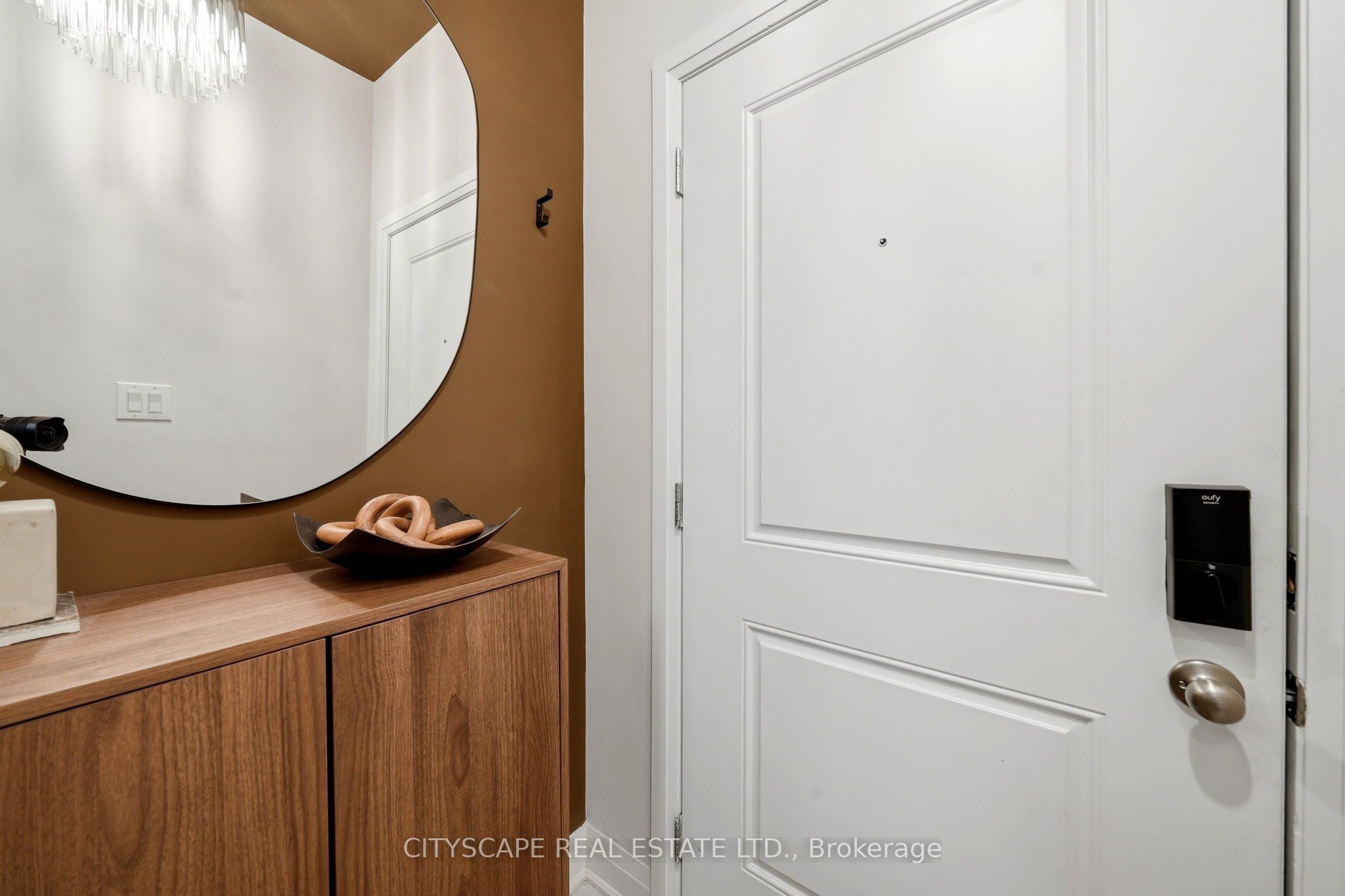 2 Willow Street 28 Property Photo 4