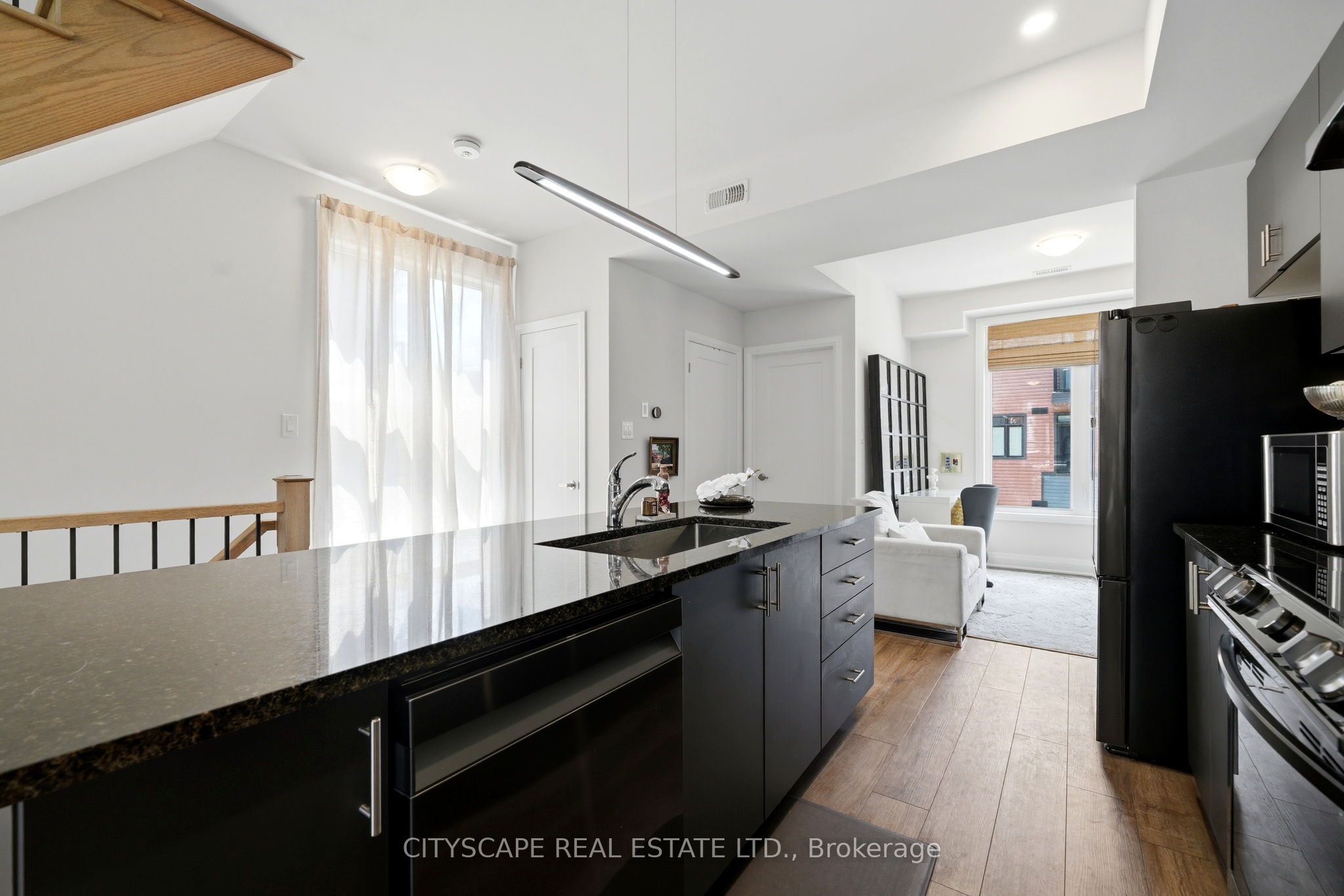 2 Willow Street 28 Property Photo 14