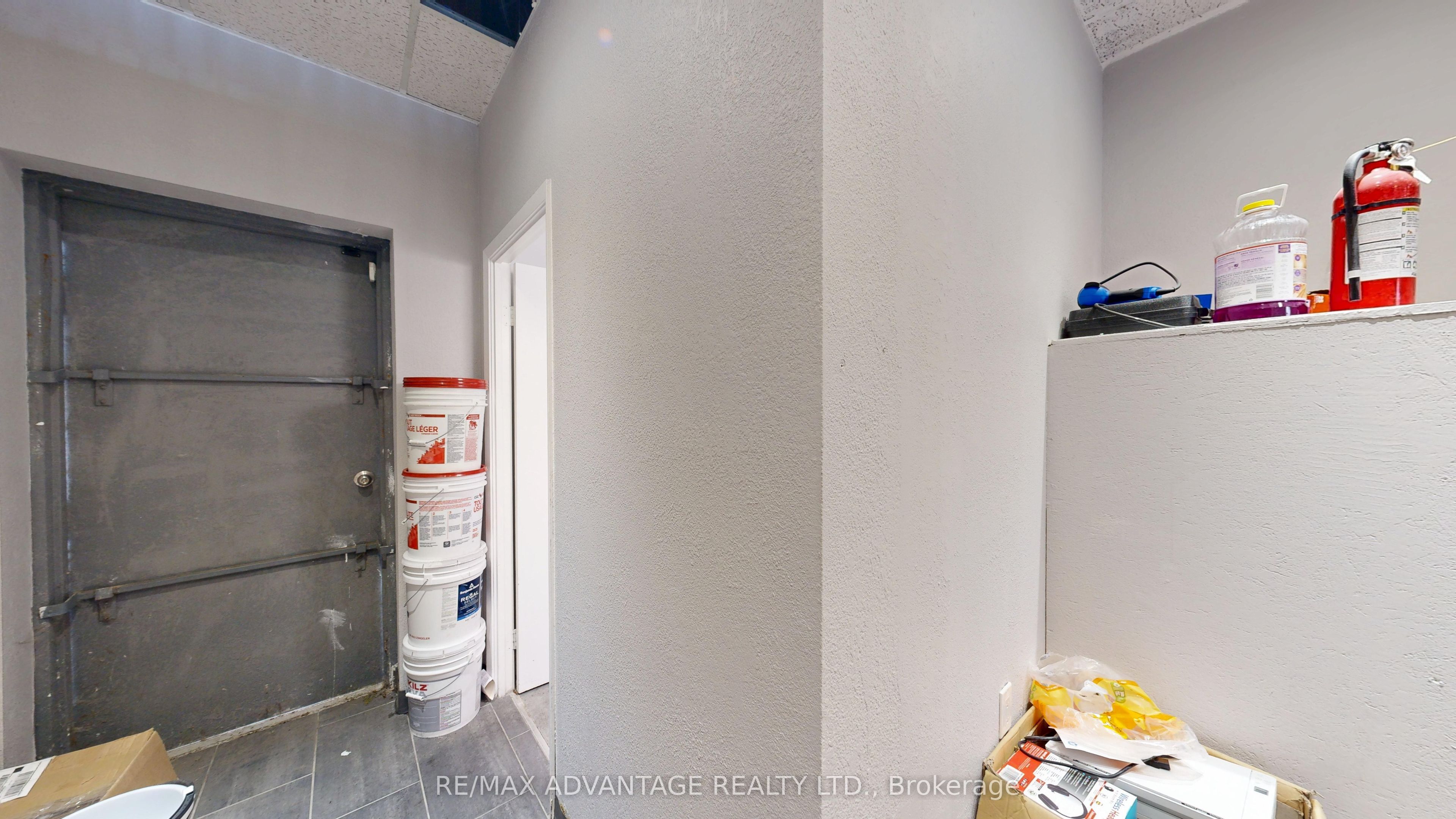101 Fanshawe Park Road E 5 Property Photo 10