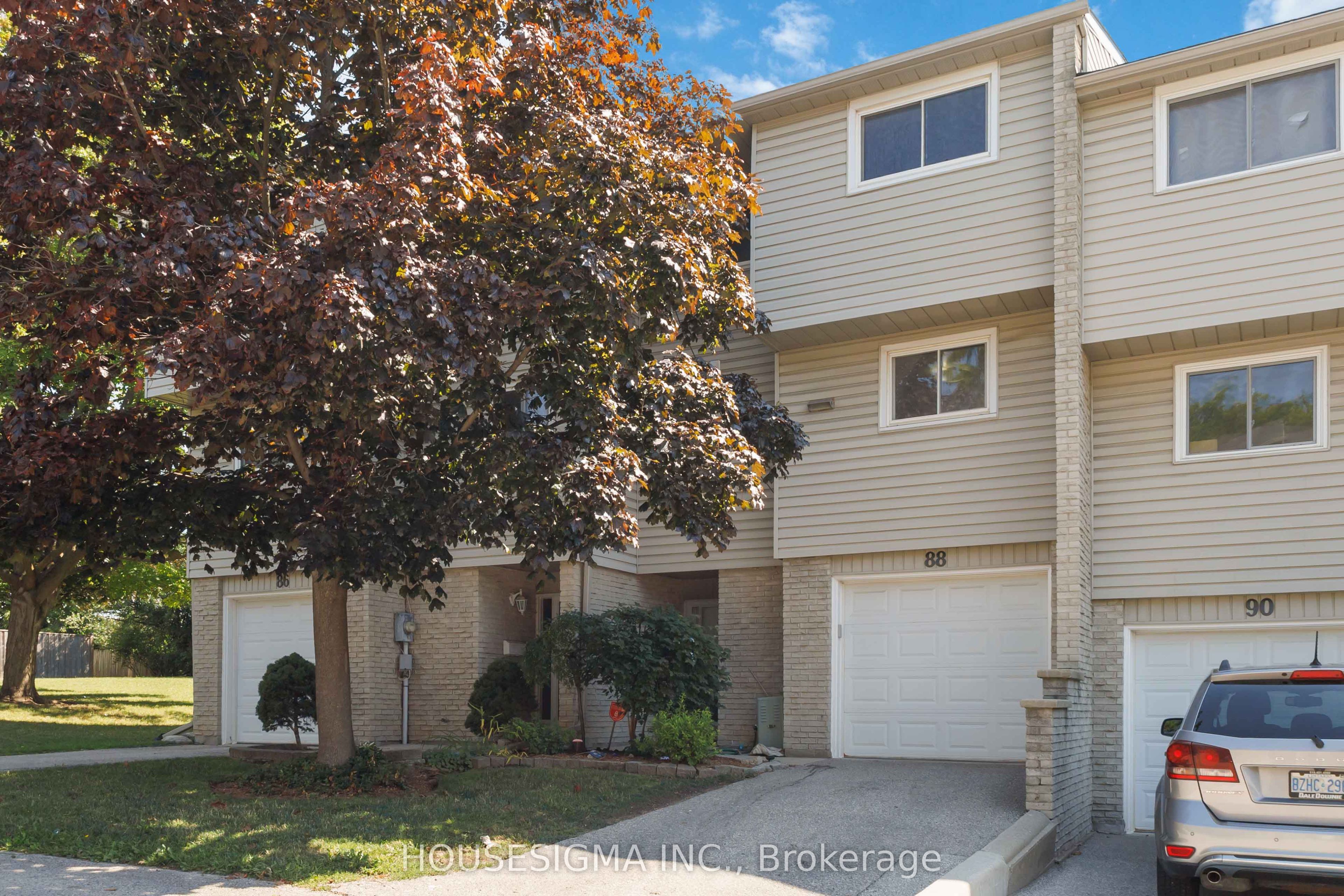 159 Sandringham Crescent 88 Property Photo 1